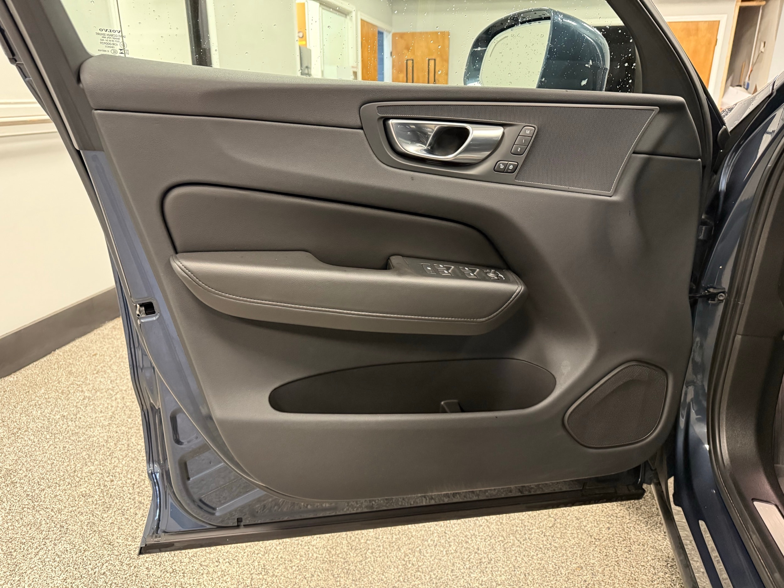 used 2023 Volvo XC60 car, priced at $42,500