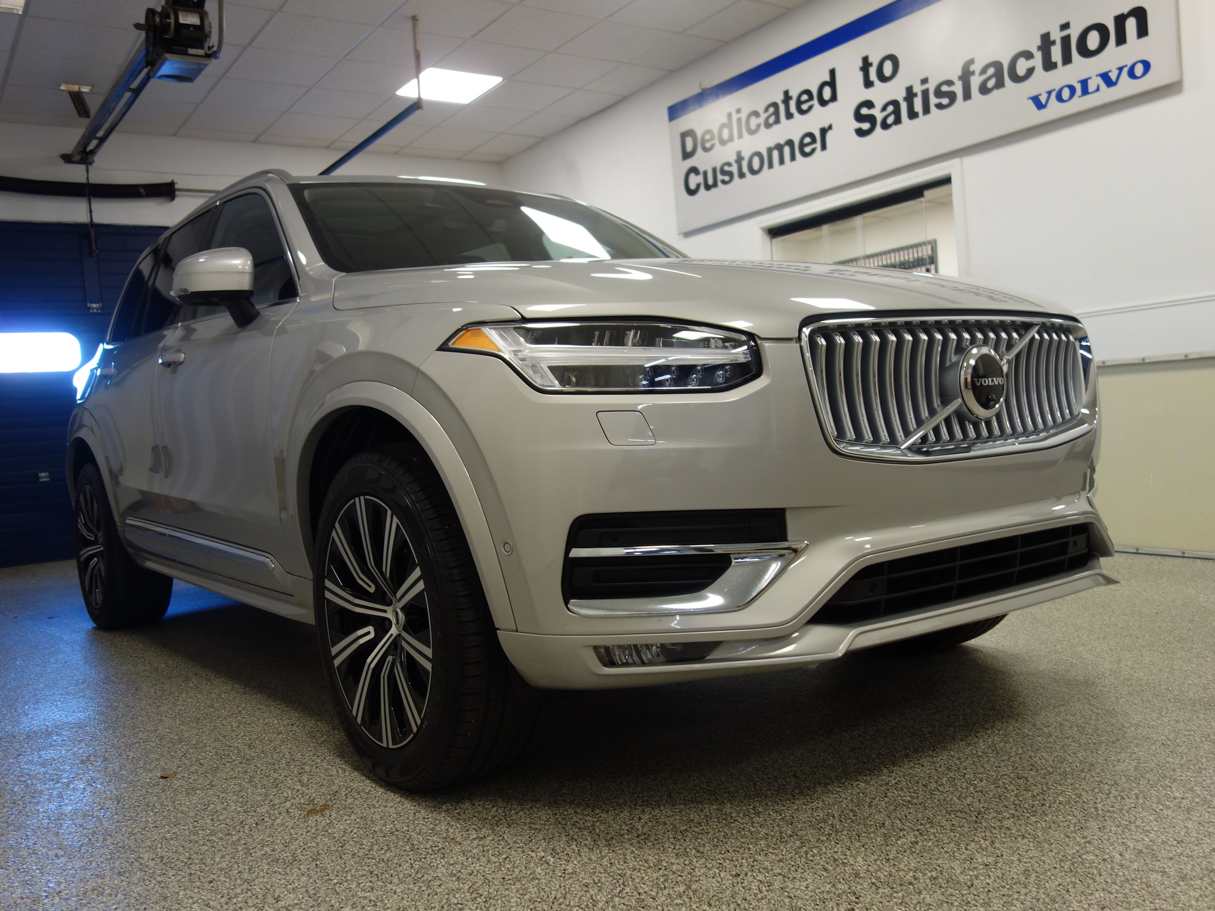 used 2024 Volvo XC90 car, priced at $46,500