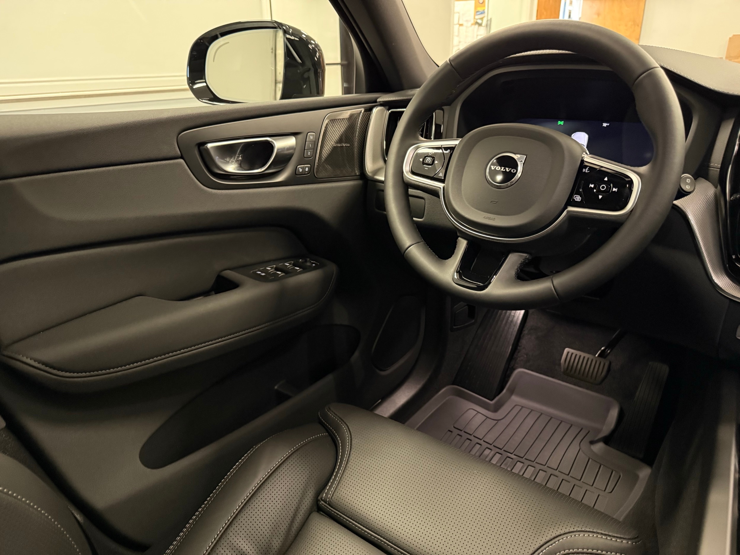 new 2026 Volvo XC60 car, priced at $64,500