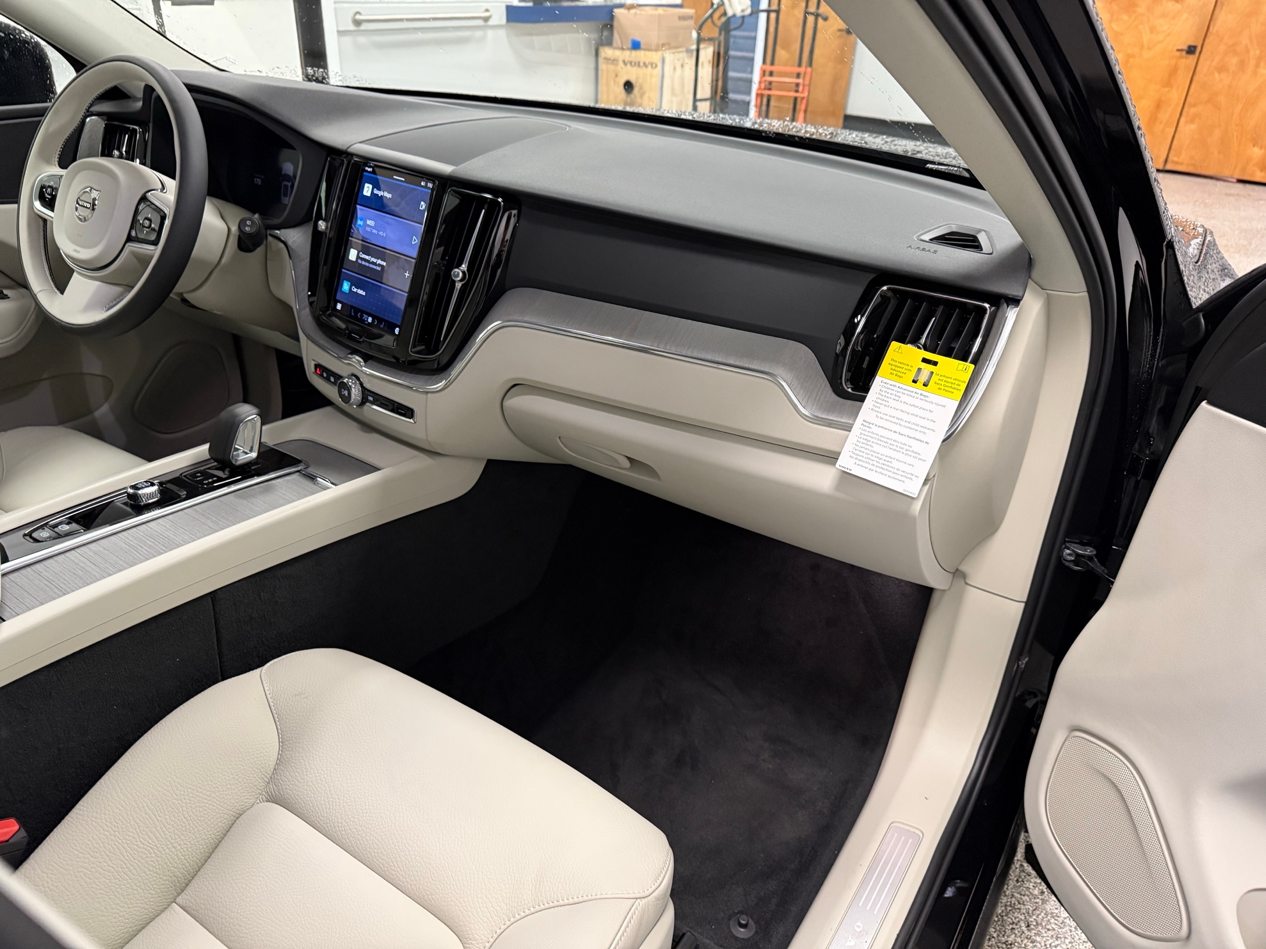 new 2025 Volvo XC60 car, priced at $54,585