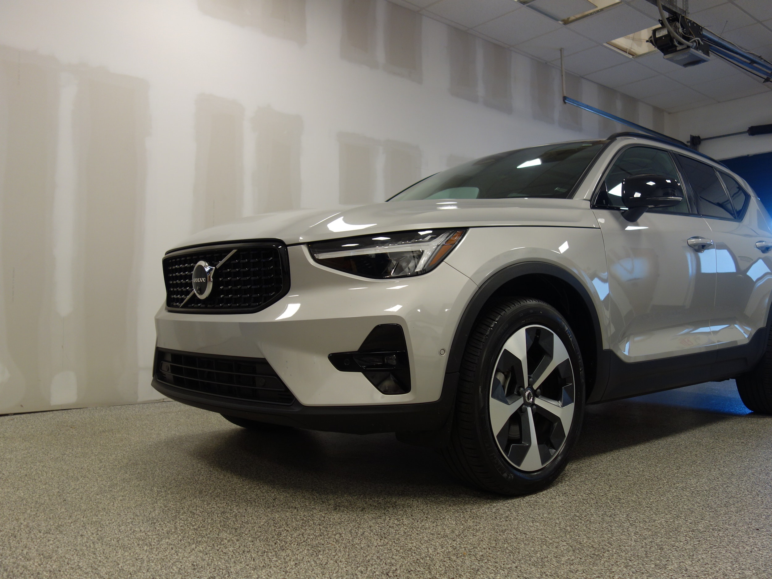 used 2024 Volvo XC40 car, priced at $40,900