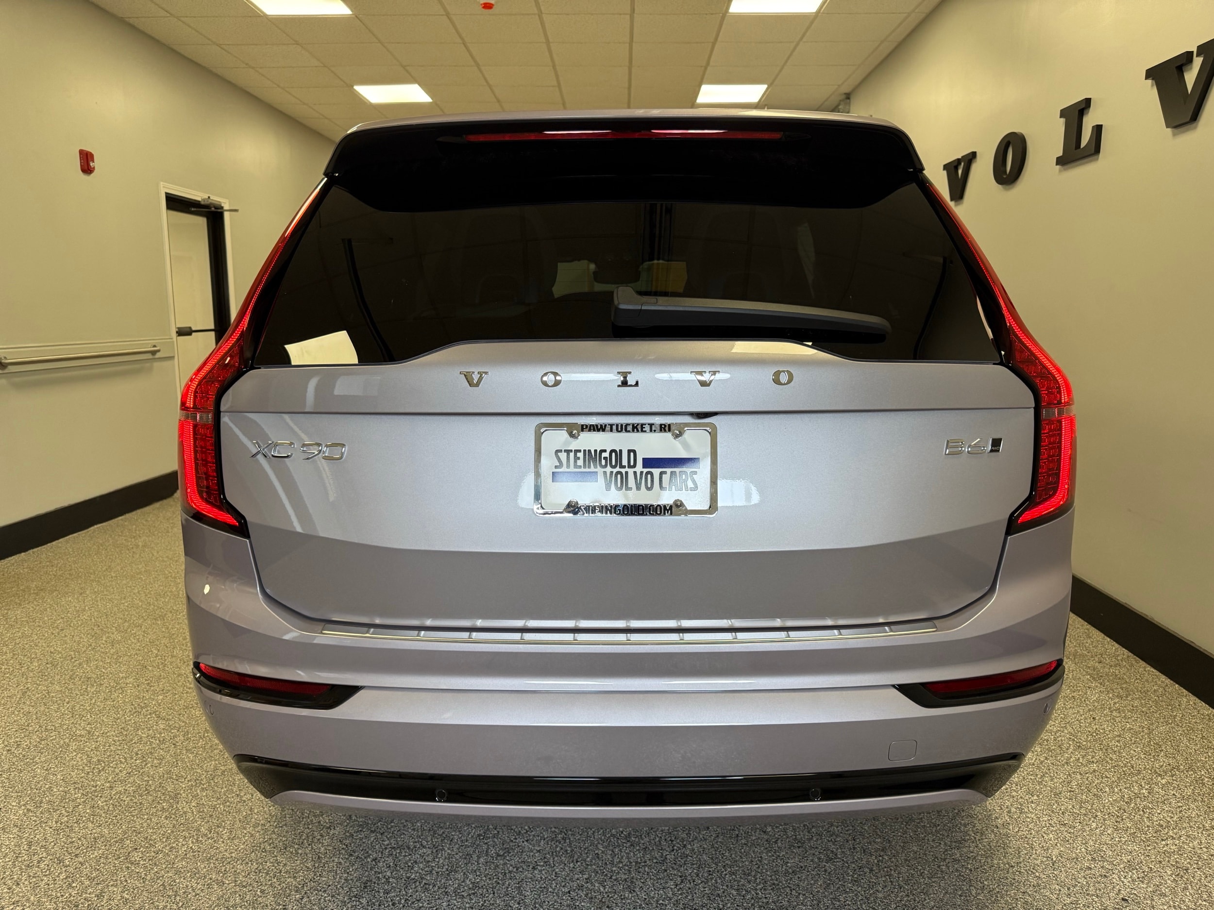 new 2026 Volvo XC90 car, priced at $76,450