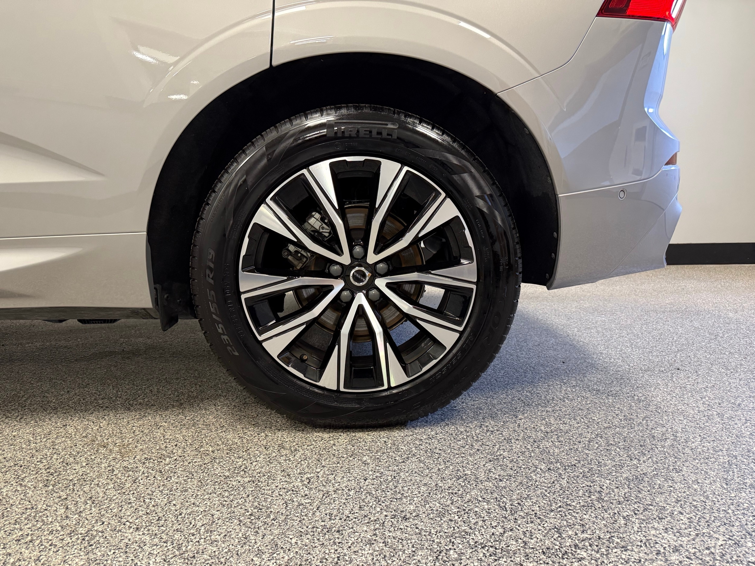 used 2025 Volvo XC60 car, priced at $47,500