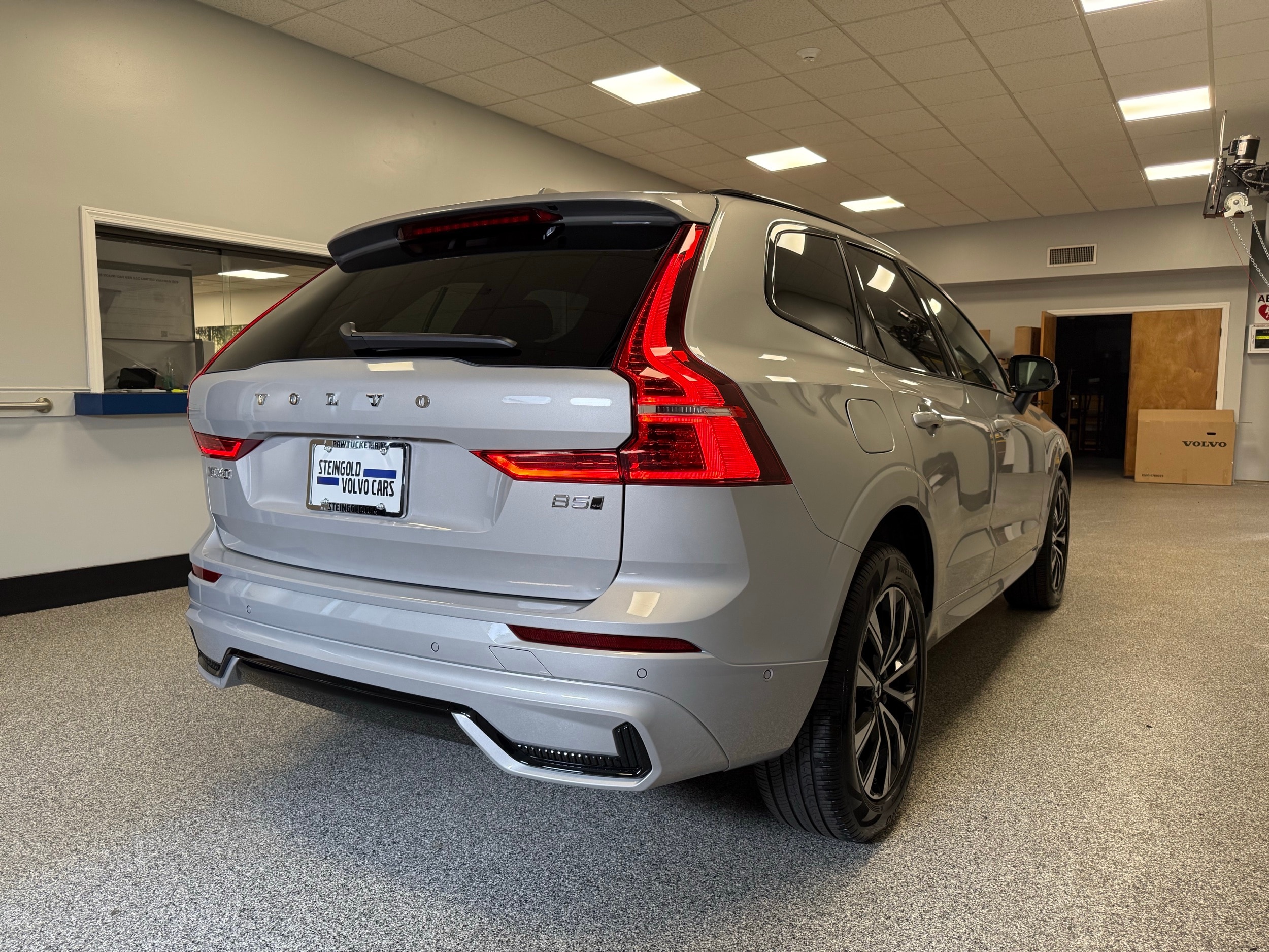 used 2025 Volvo XC60 car, priced at $46,600