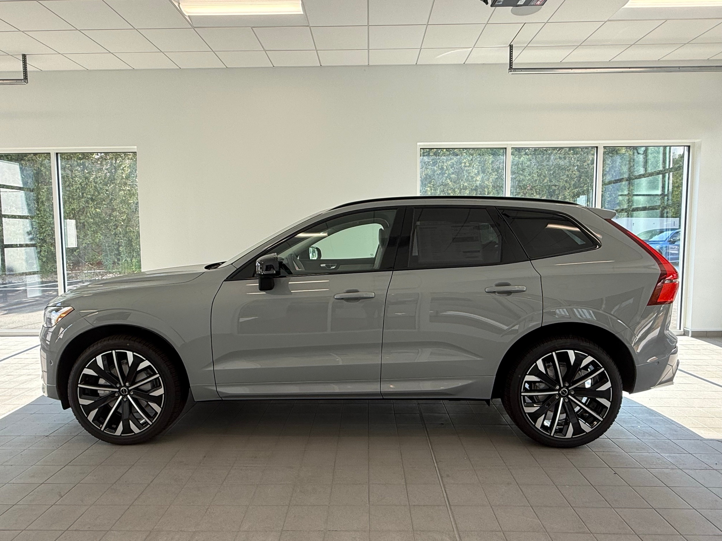 new 2026 Volvo XC60 car, priced at $63,935
