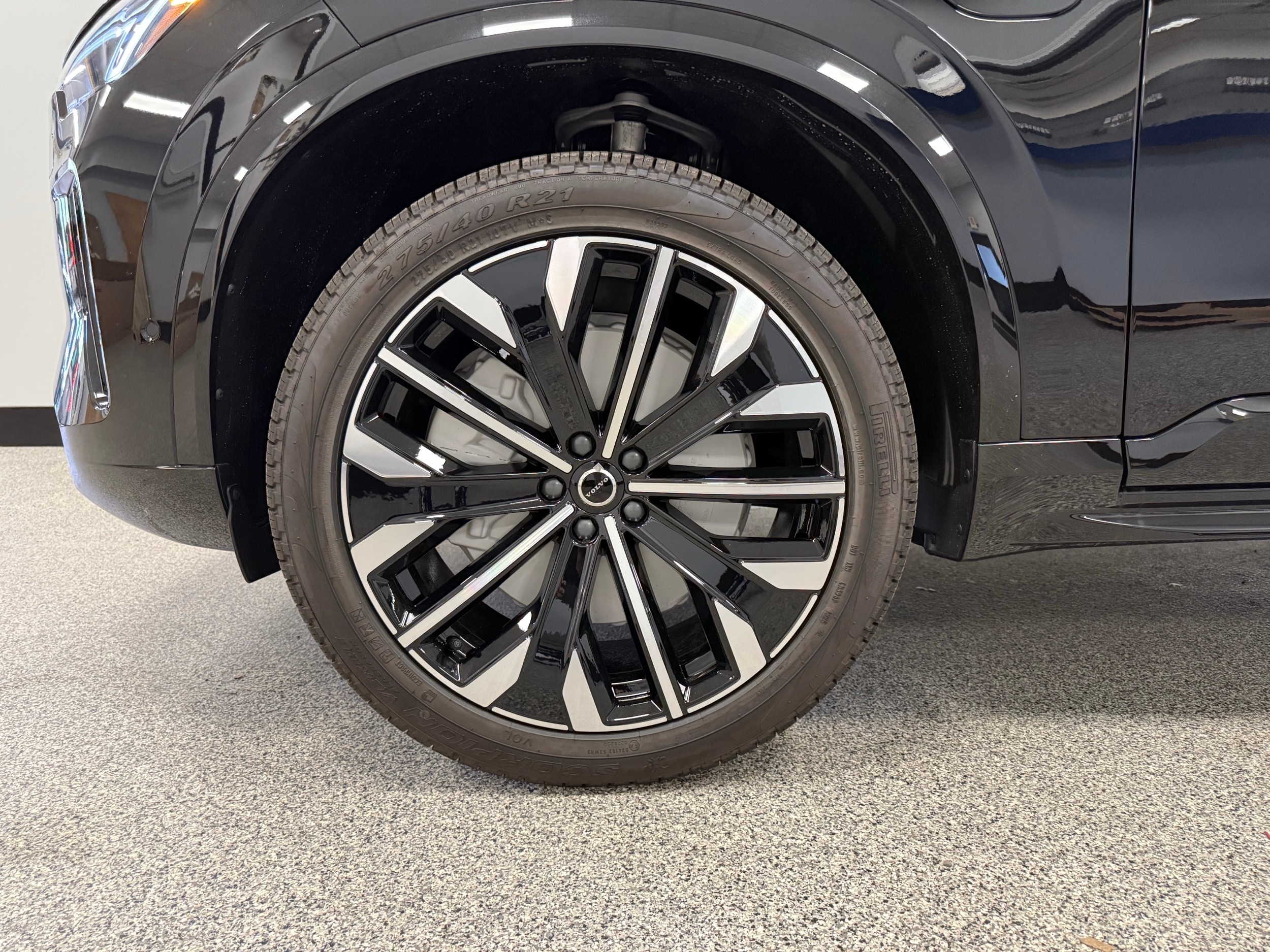 new 2026 Volvo XC90 plug-in hybrid car, priced at $87,075