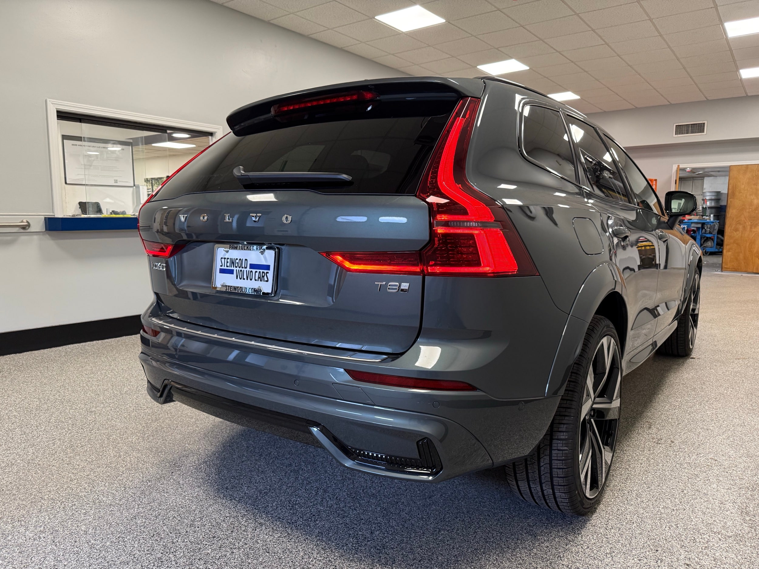 new 2026 Volvo XC60 plug-in hybrid car, priced at $80,310