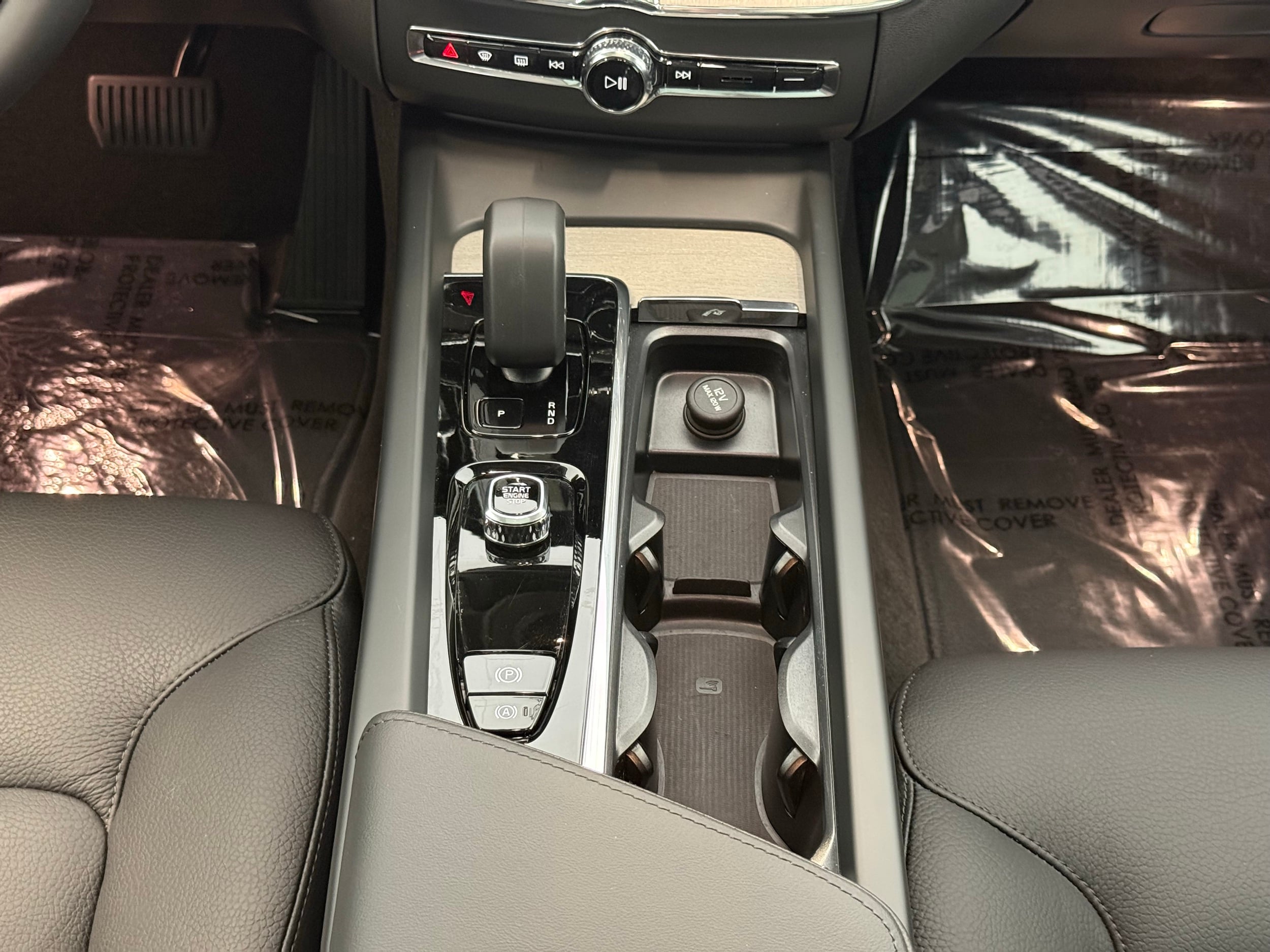 used 2025 Volvo XC60 car, priced at $46,900