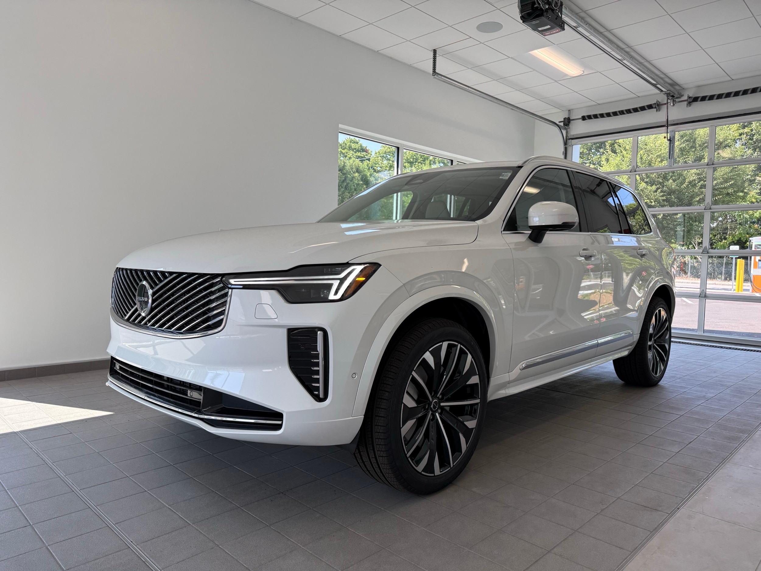 new 2026 Volvo XC90 car, priced at $75,155