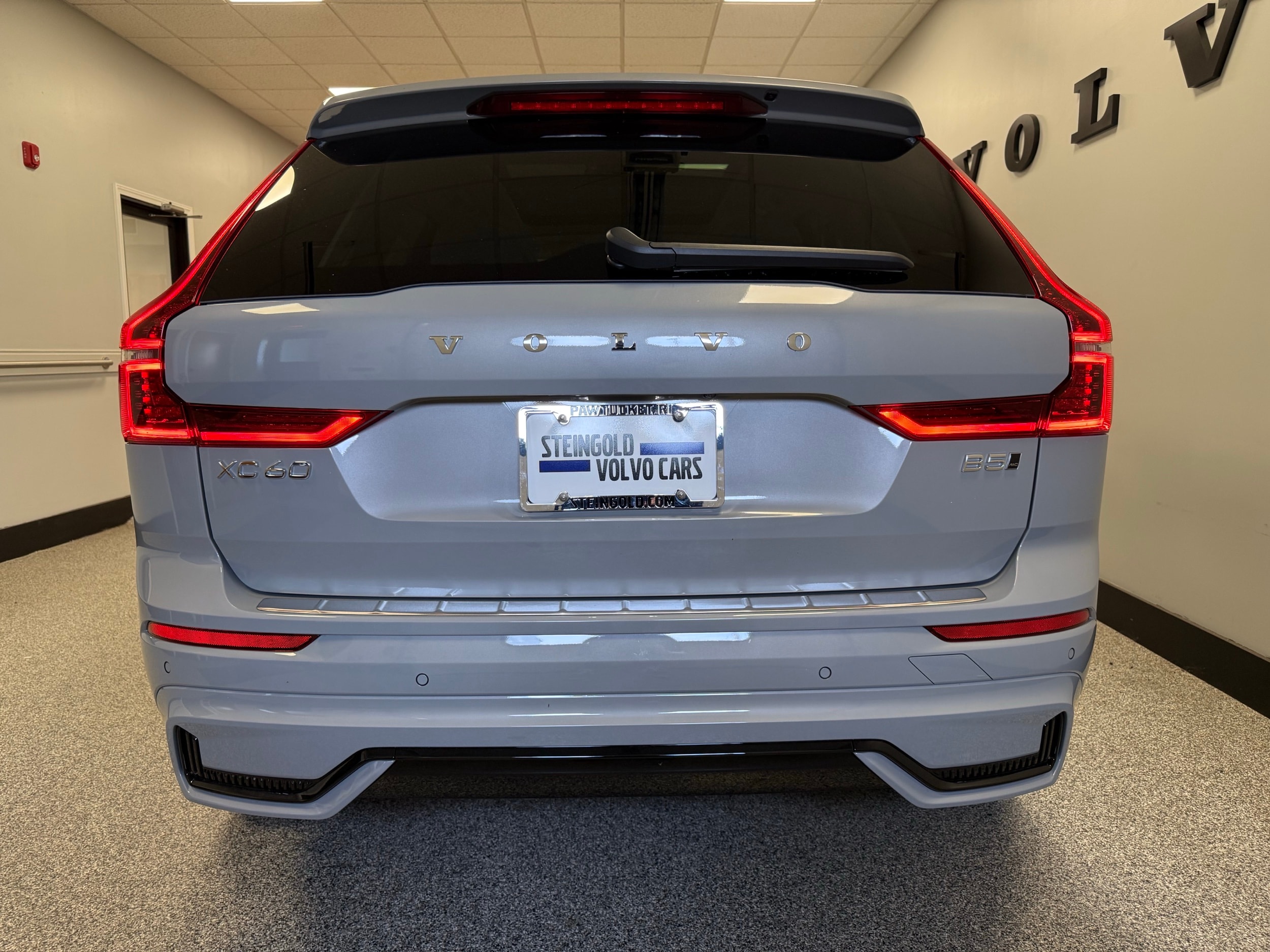 new 2026 Volvo XC60 car, priced at $63,935