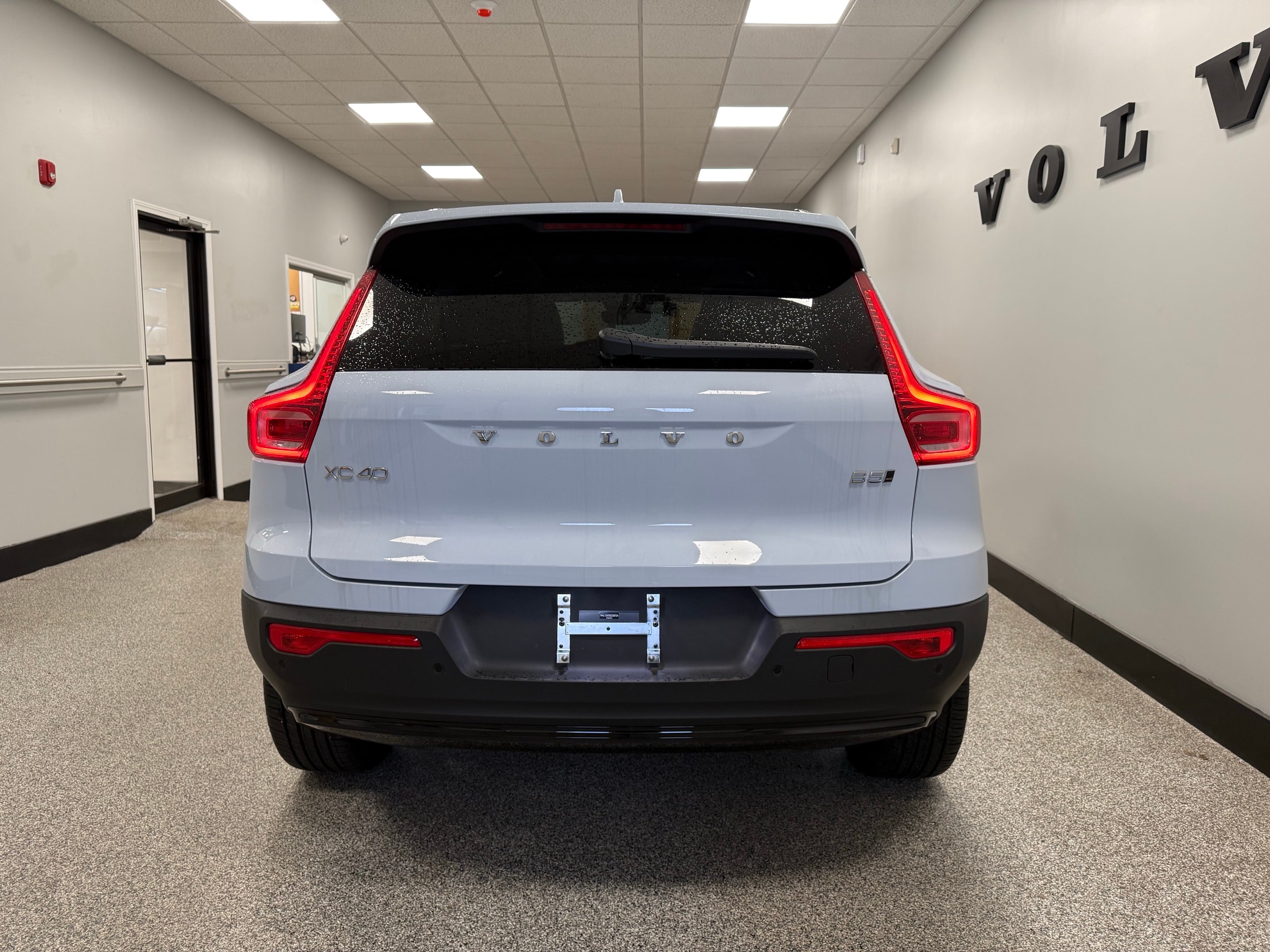 new 2025 Volvo XC40 car, priced at $48,335