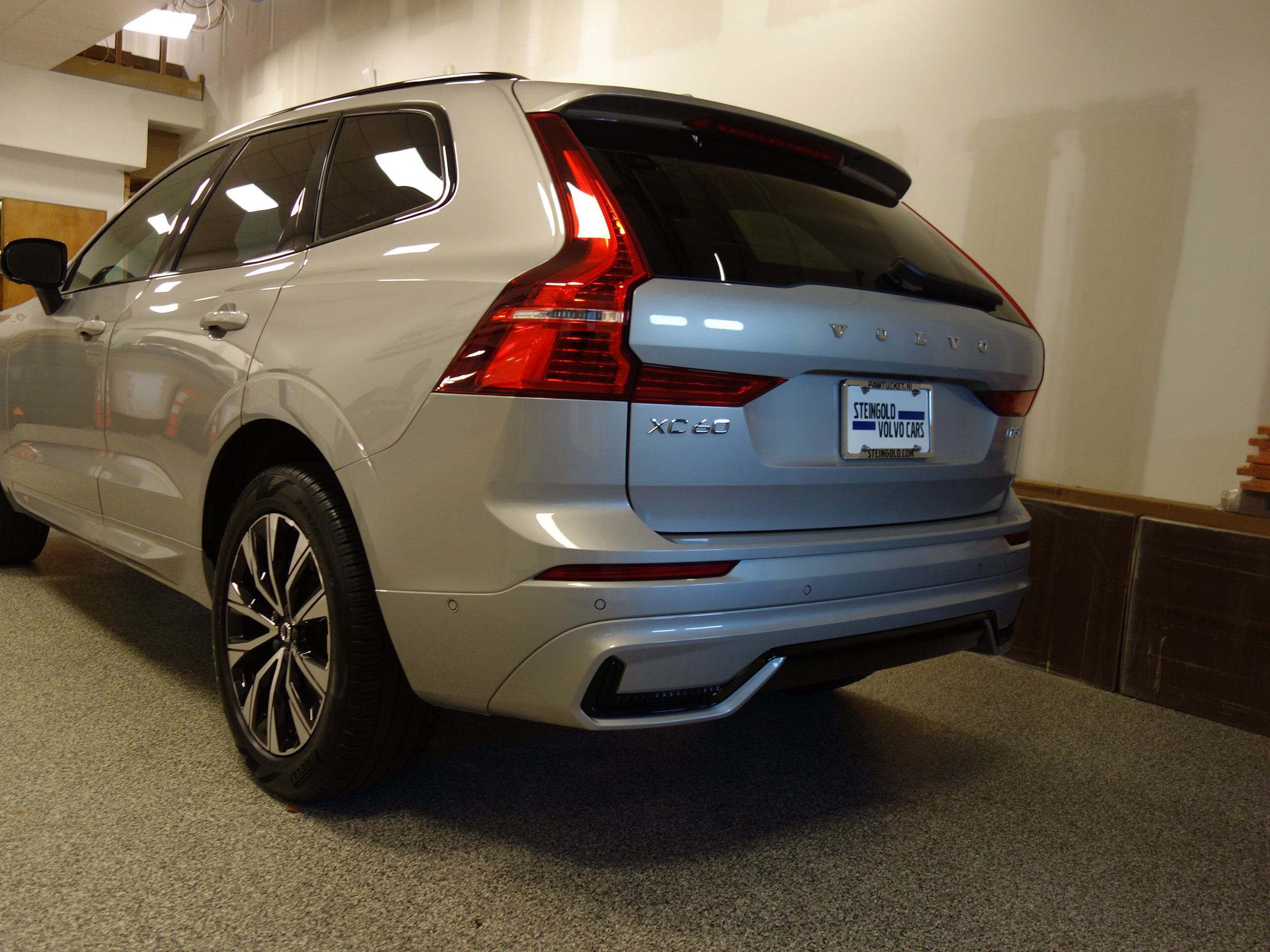 used 2024 Volvo XC60 car, priced at $41,500