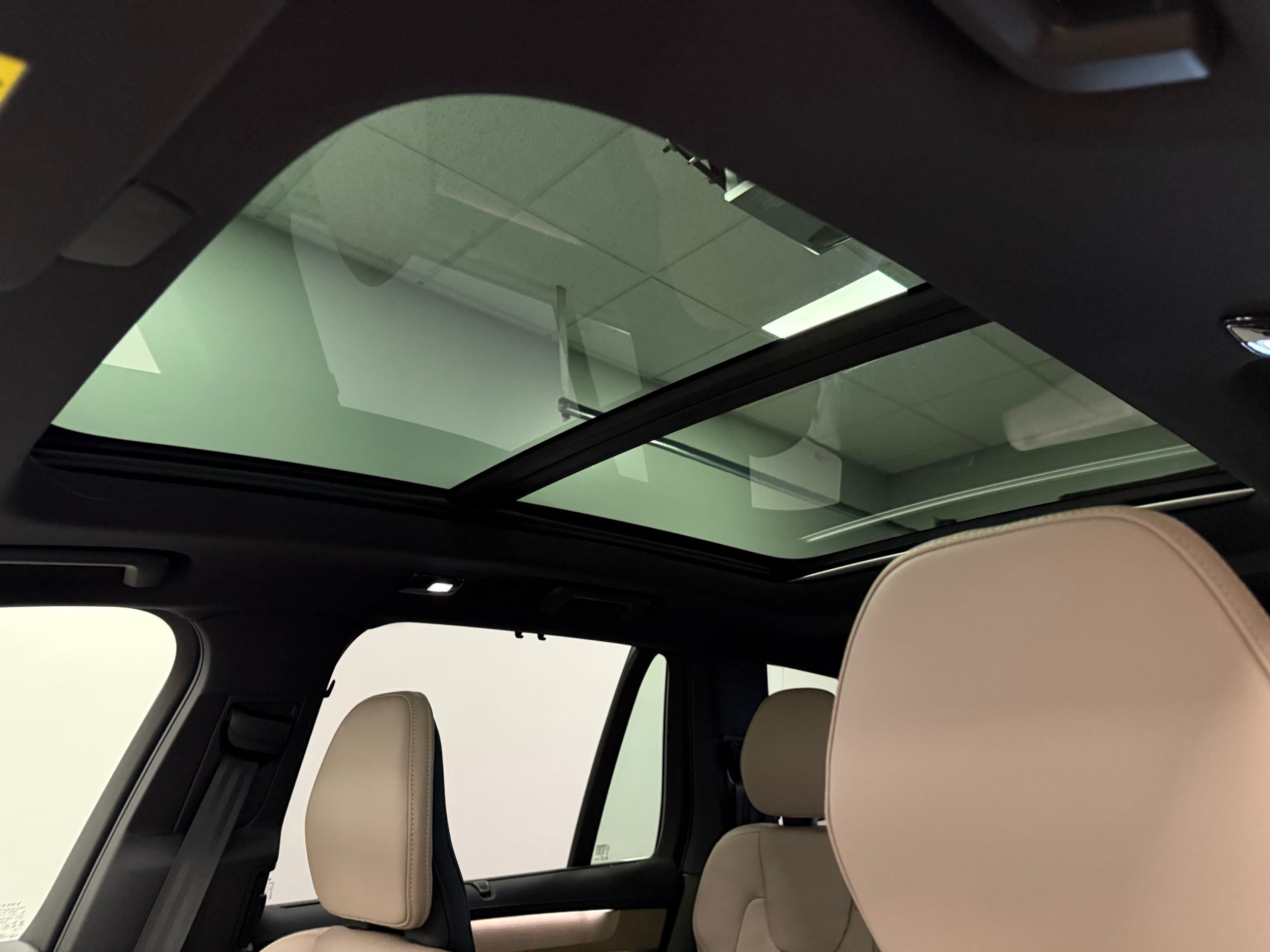 new 2025 Volvo XC90 car, priced at $72,345