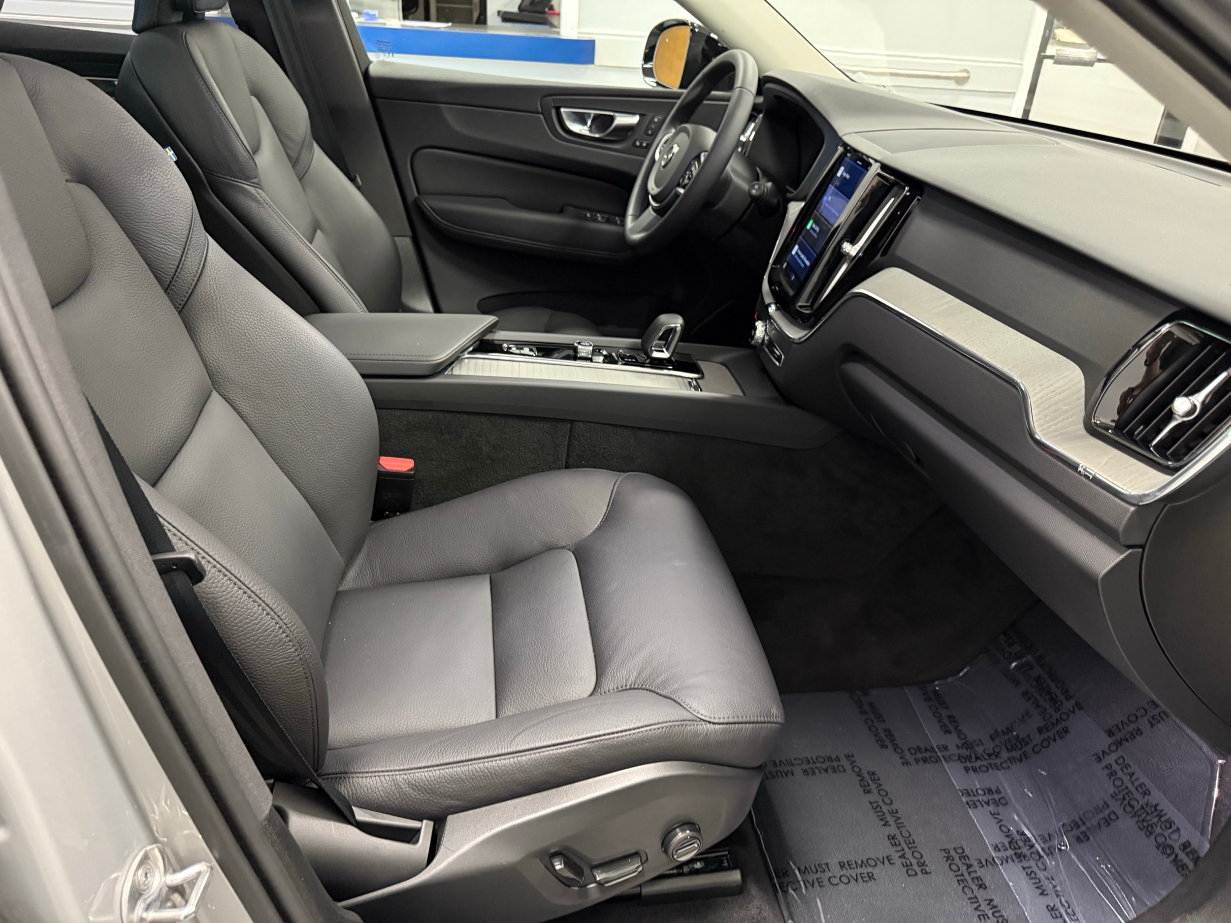 used 2025 Volvo XC60 car, priced at $46,200