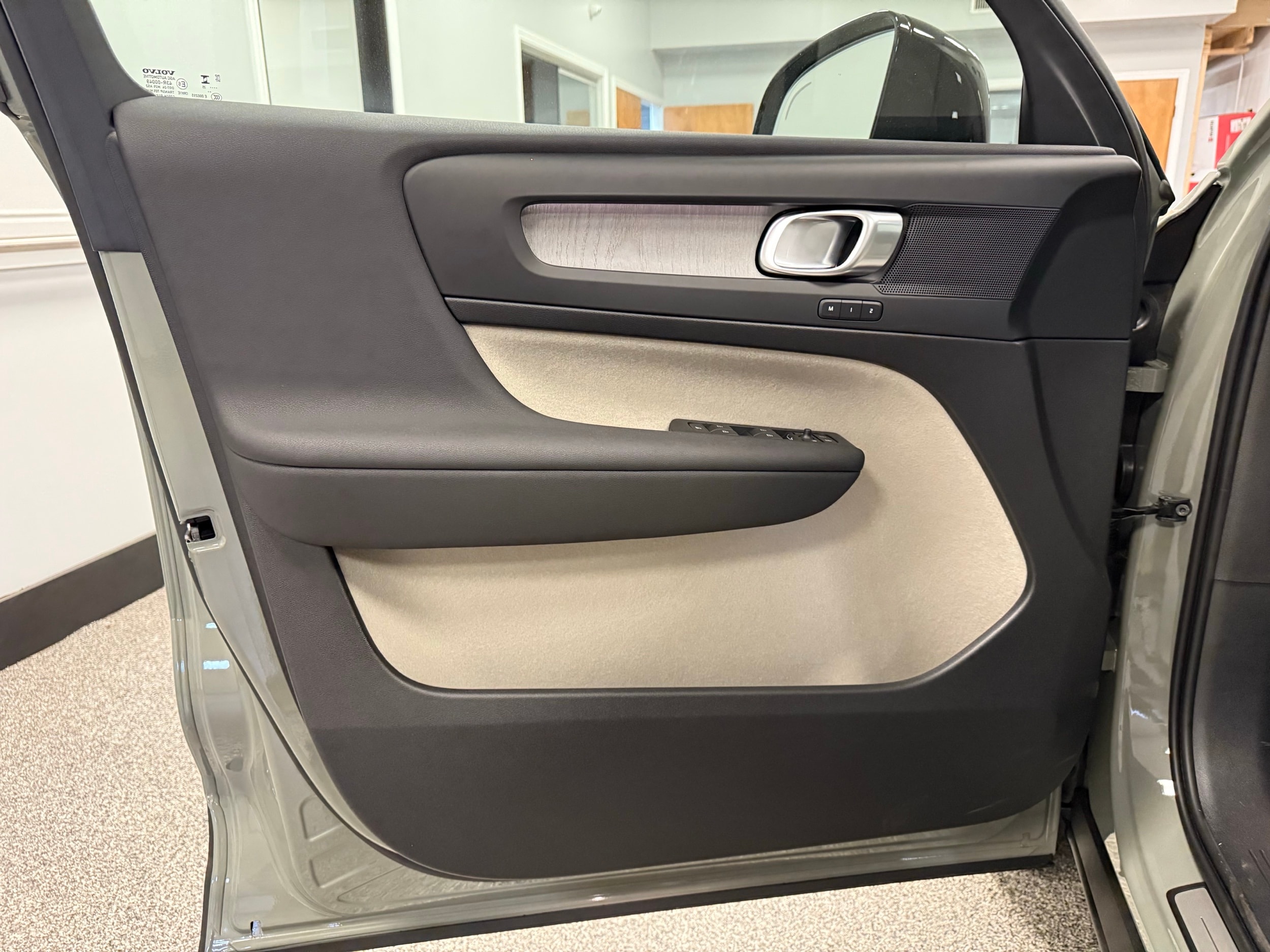 new 2025 Volvo XC40 car, priced at $49,810