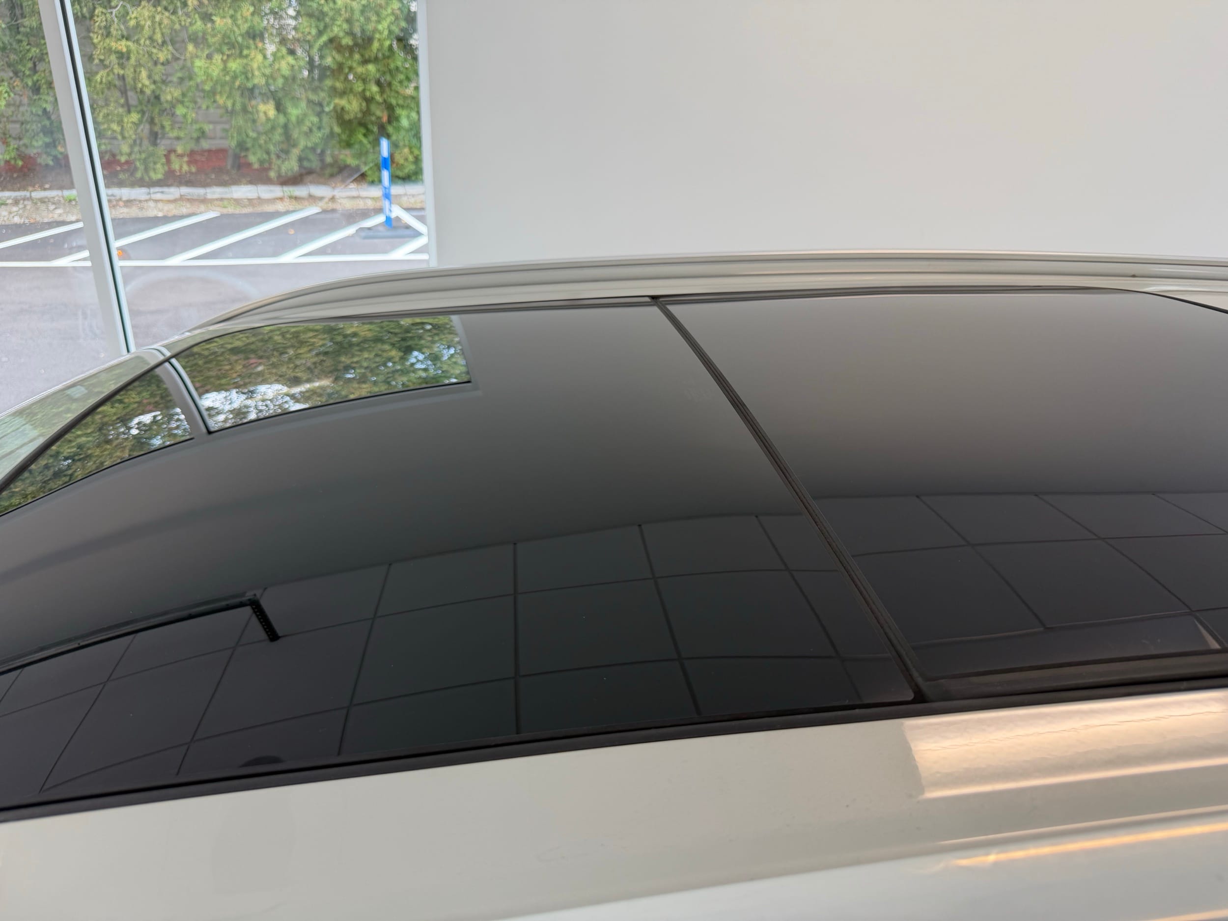 used 2021 Volvo XC90 car, priced at $38,400
