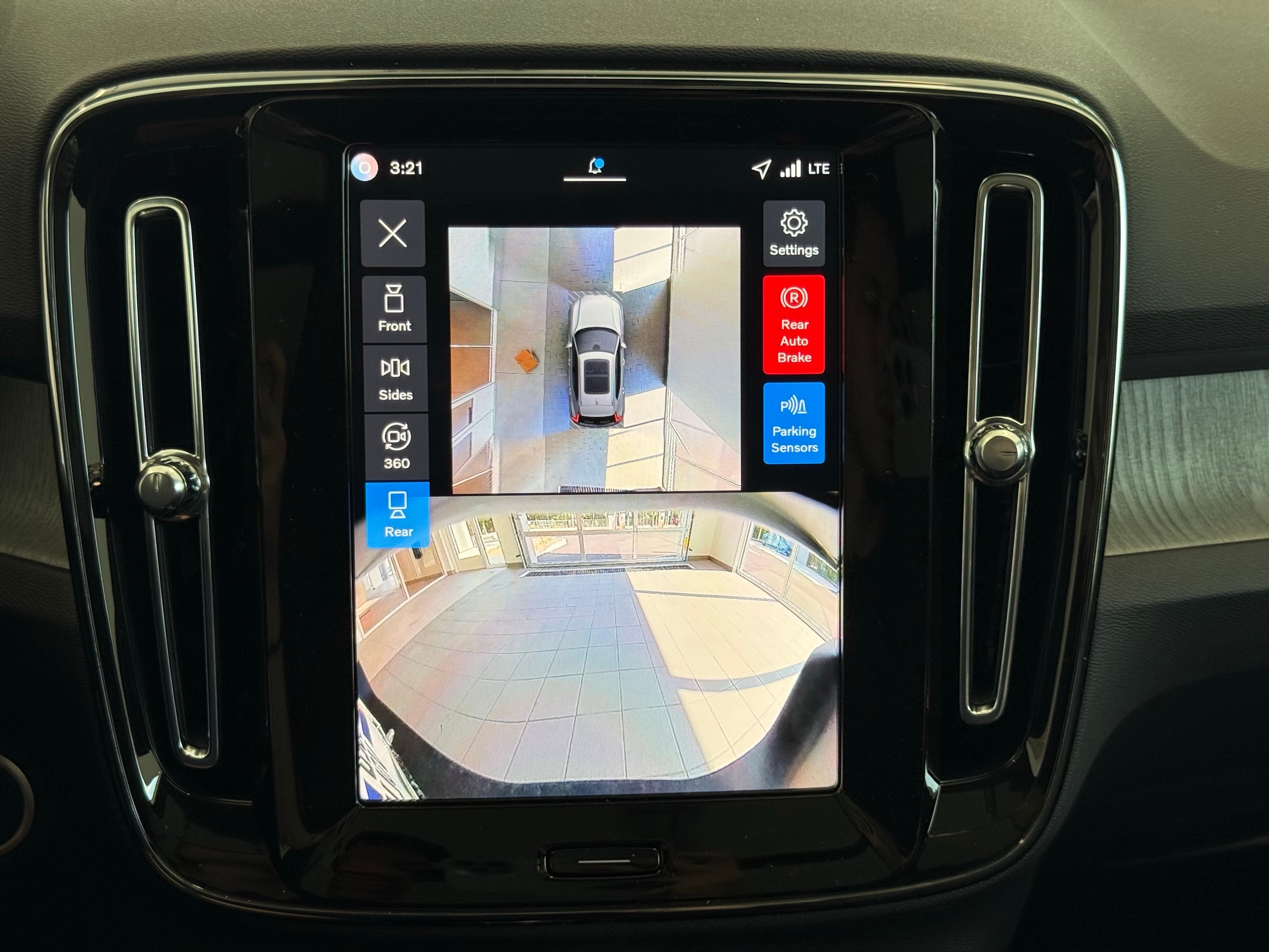 new 2026 Volvo XC40 car, priced at $50,150