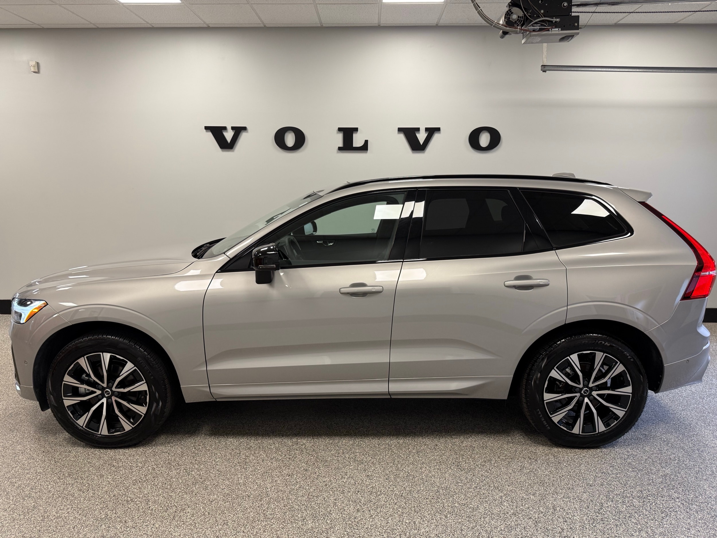 used 2025 Volvo XC60 car, priced at $46,200