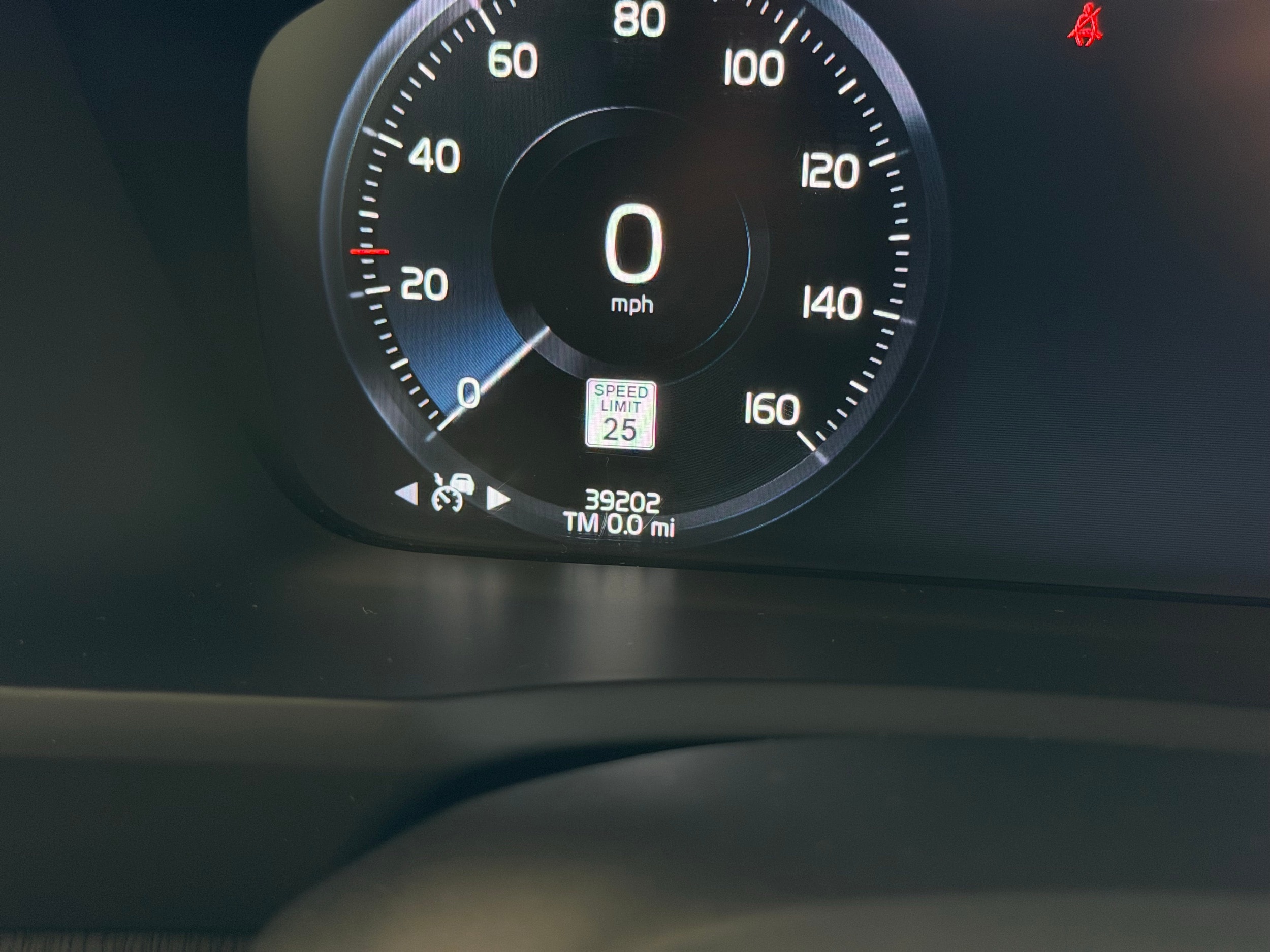 used 2021 Volvo XC90 car, priced at $38,400