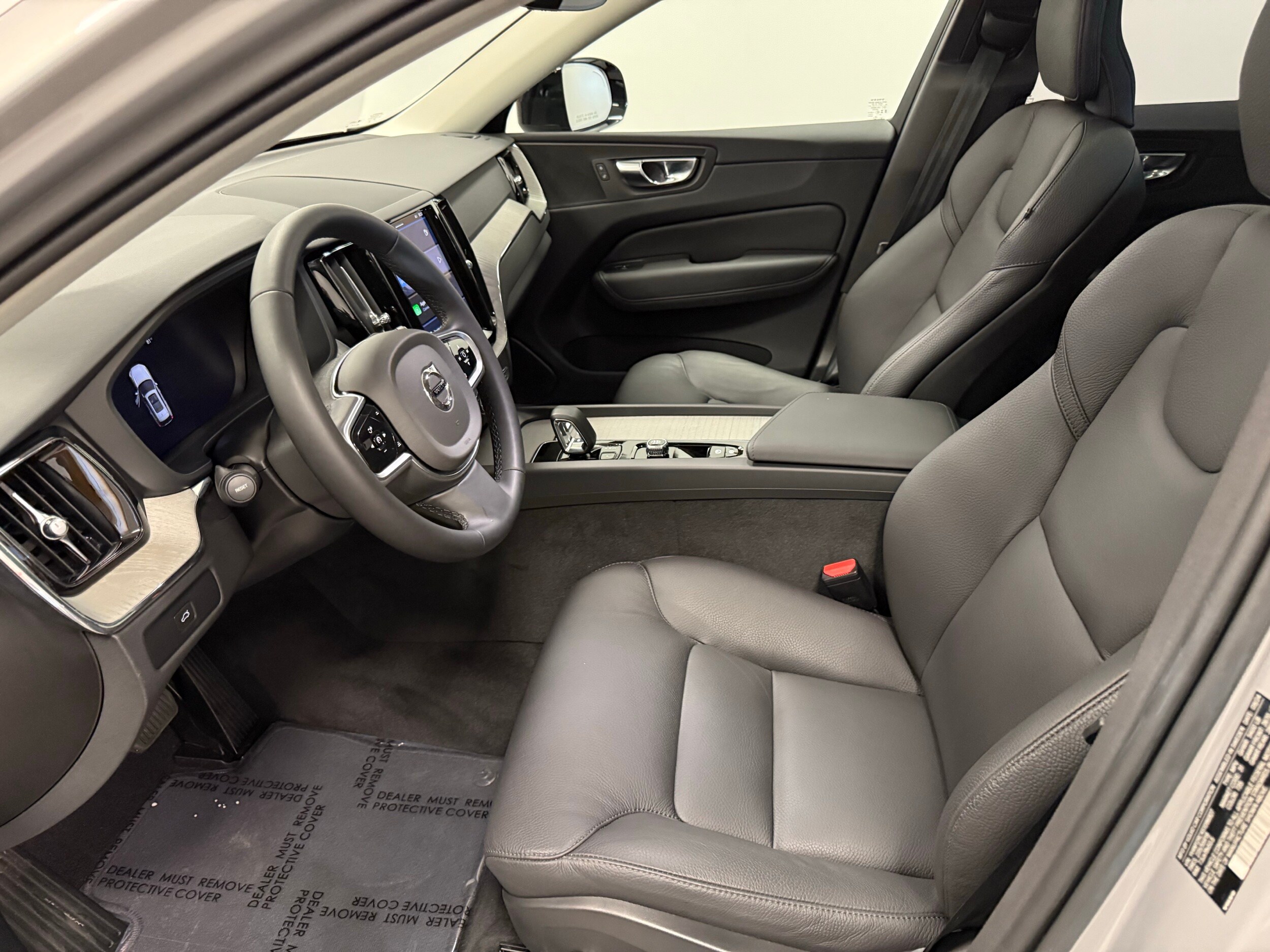 used 2025 Volvo XC60 car, priced at $46,200