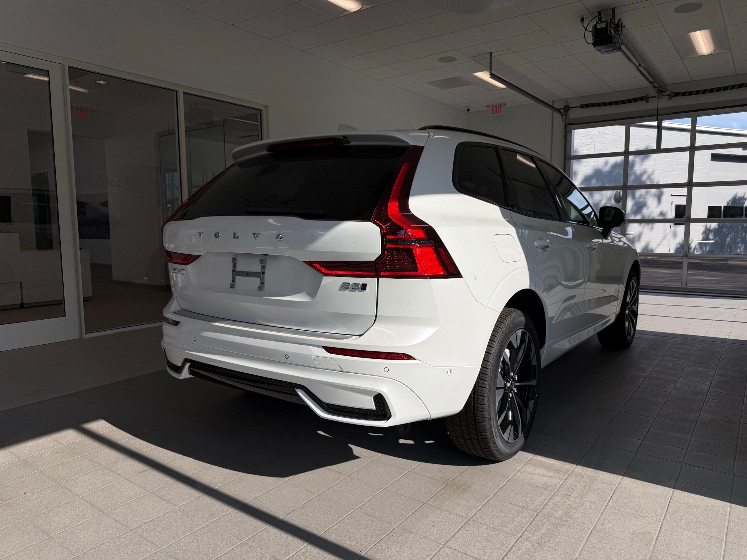 new 2026 Volvo XC60 car, priced at $57,985