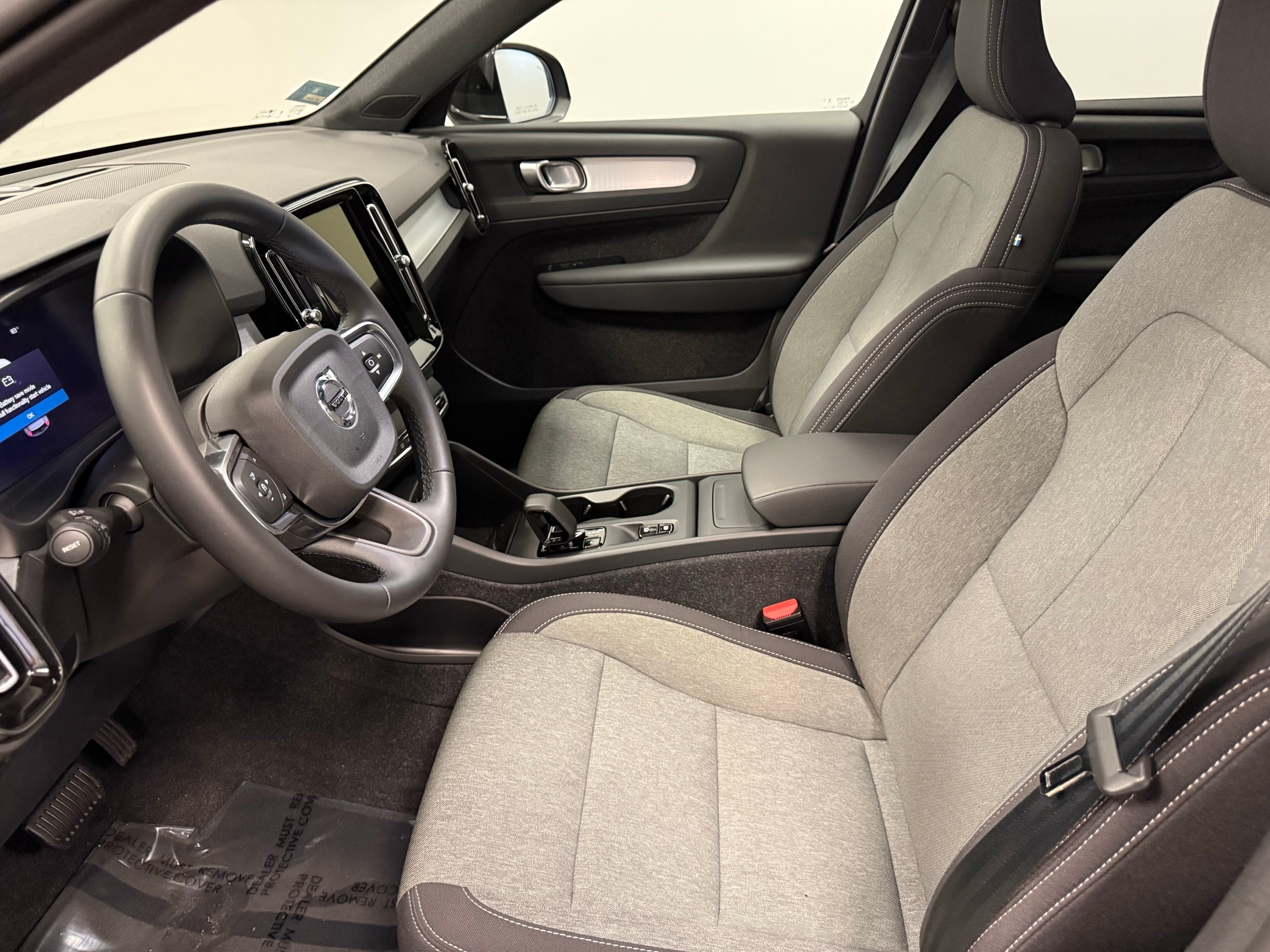 used 2025 Volvo XC40 car, priced at $39,500