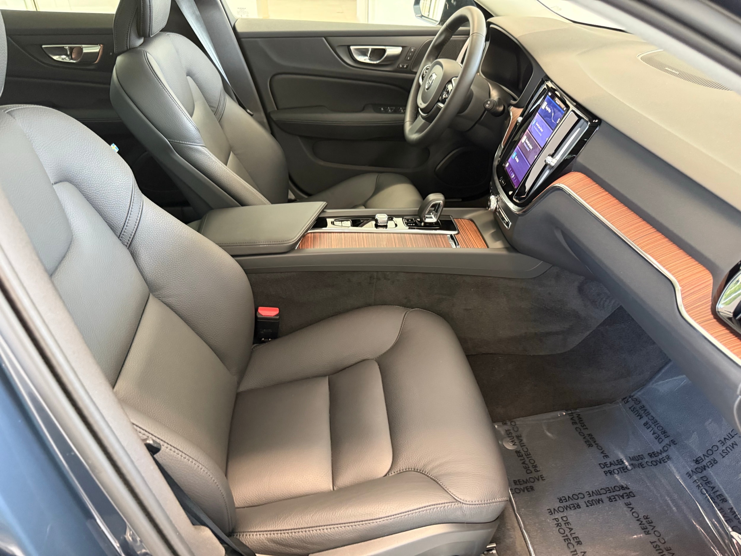 used 2024 Volvo V60 Cross Country car, priced at $49,500