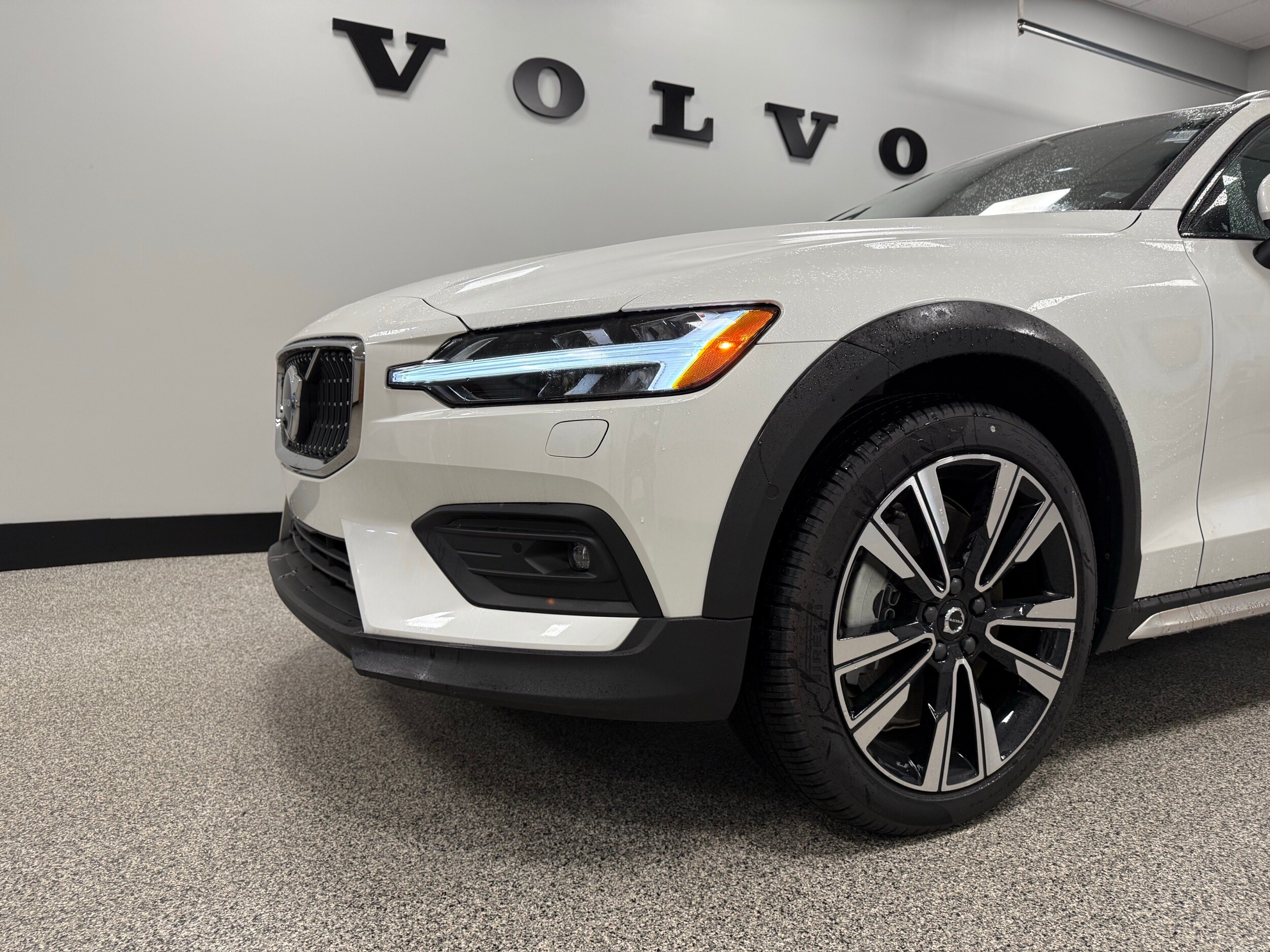 new 2025 Volvo V60 Cross Country car, priced at $58,135