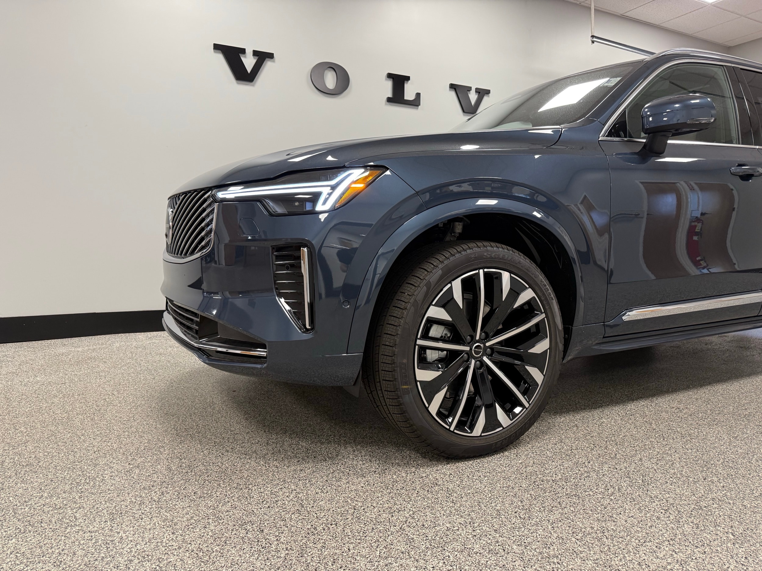 new 2026 Volvo XC90 car, priced at $71,825