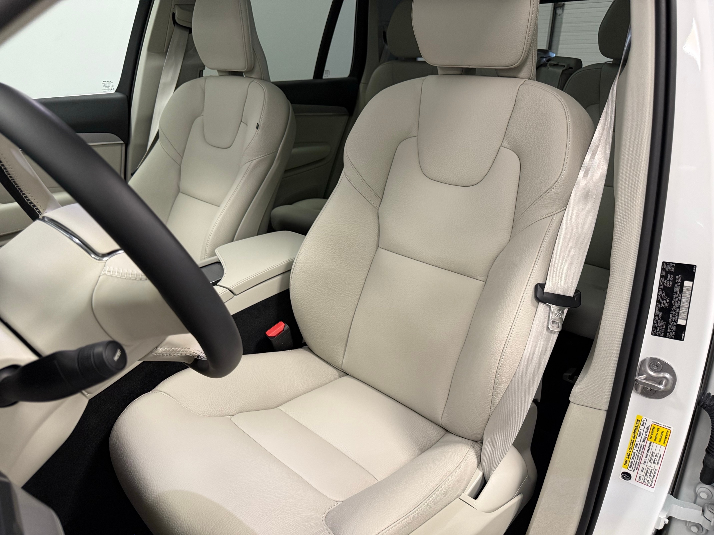 used 2024 Volvo XC90 car, priced at $51,500