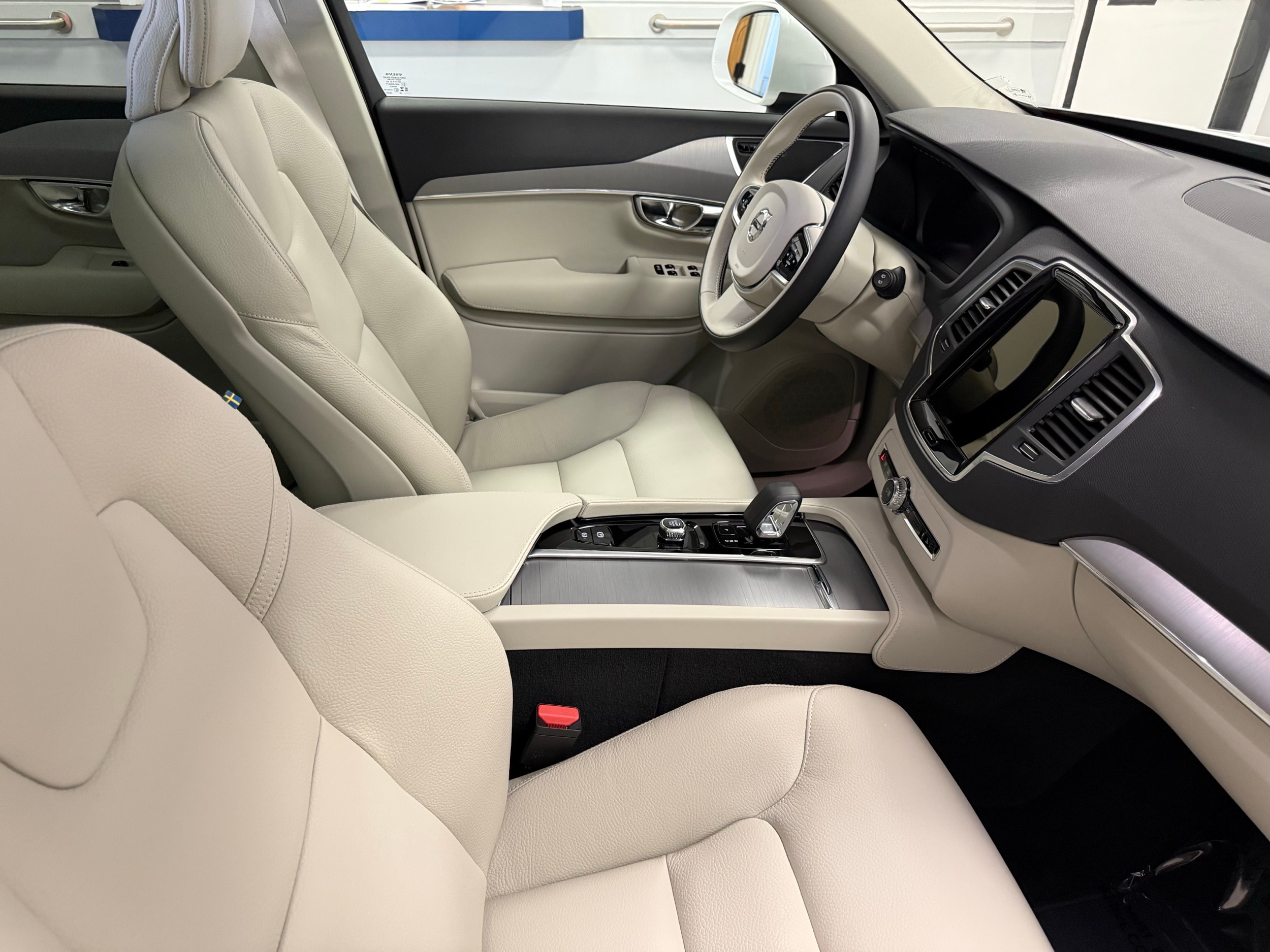 used 2024 Volvo XC90 car, priced at $51,500