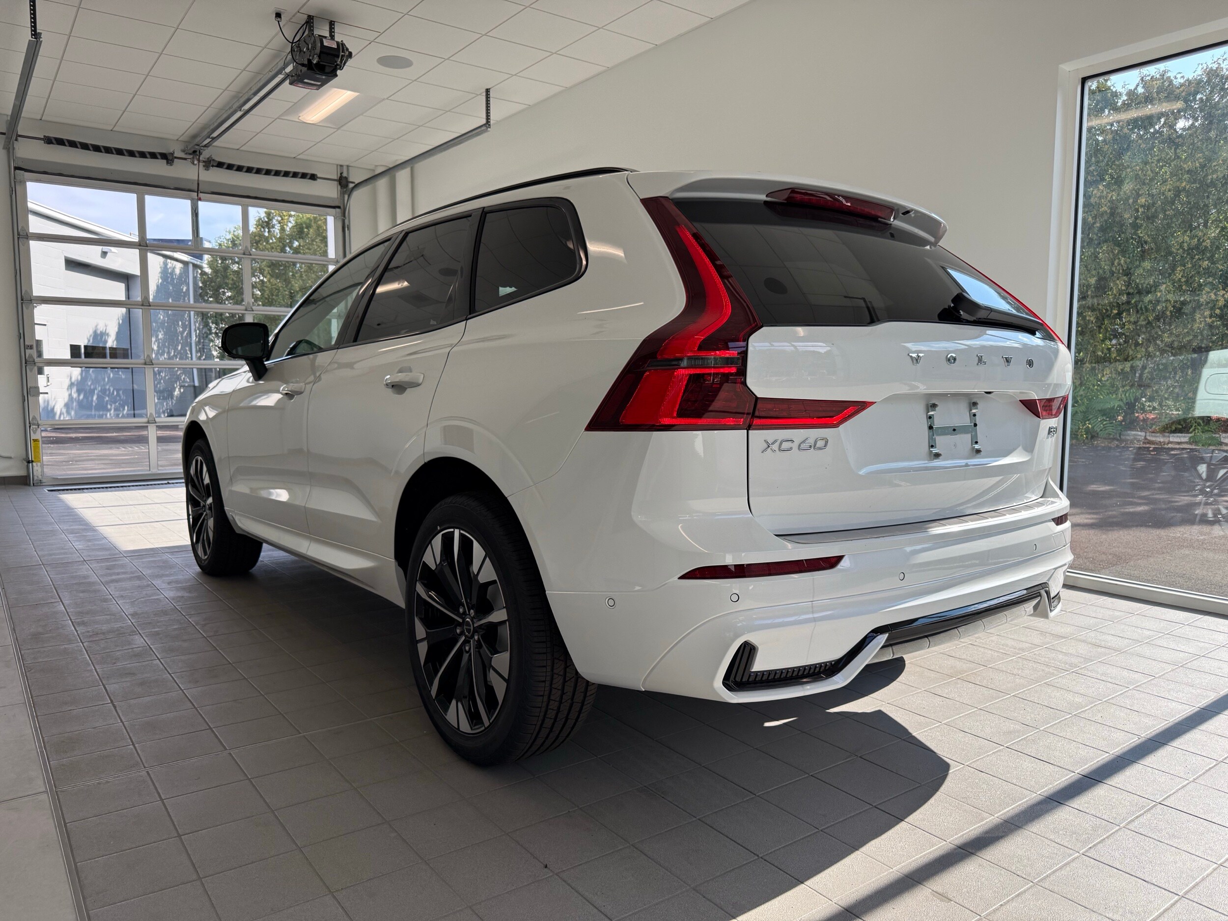 new 2026 Volvo XC60 car, priced at $57,985