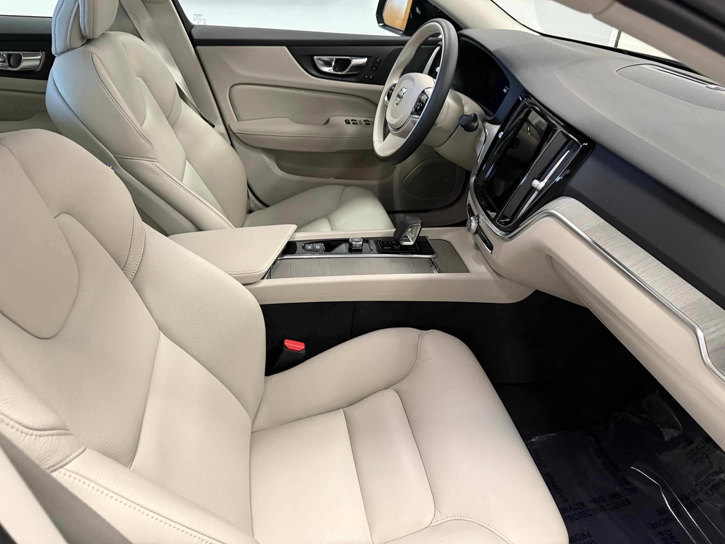 used 2023 Volvo S60 car, priced at $38,500
