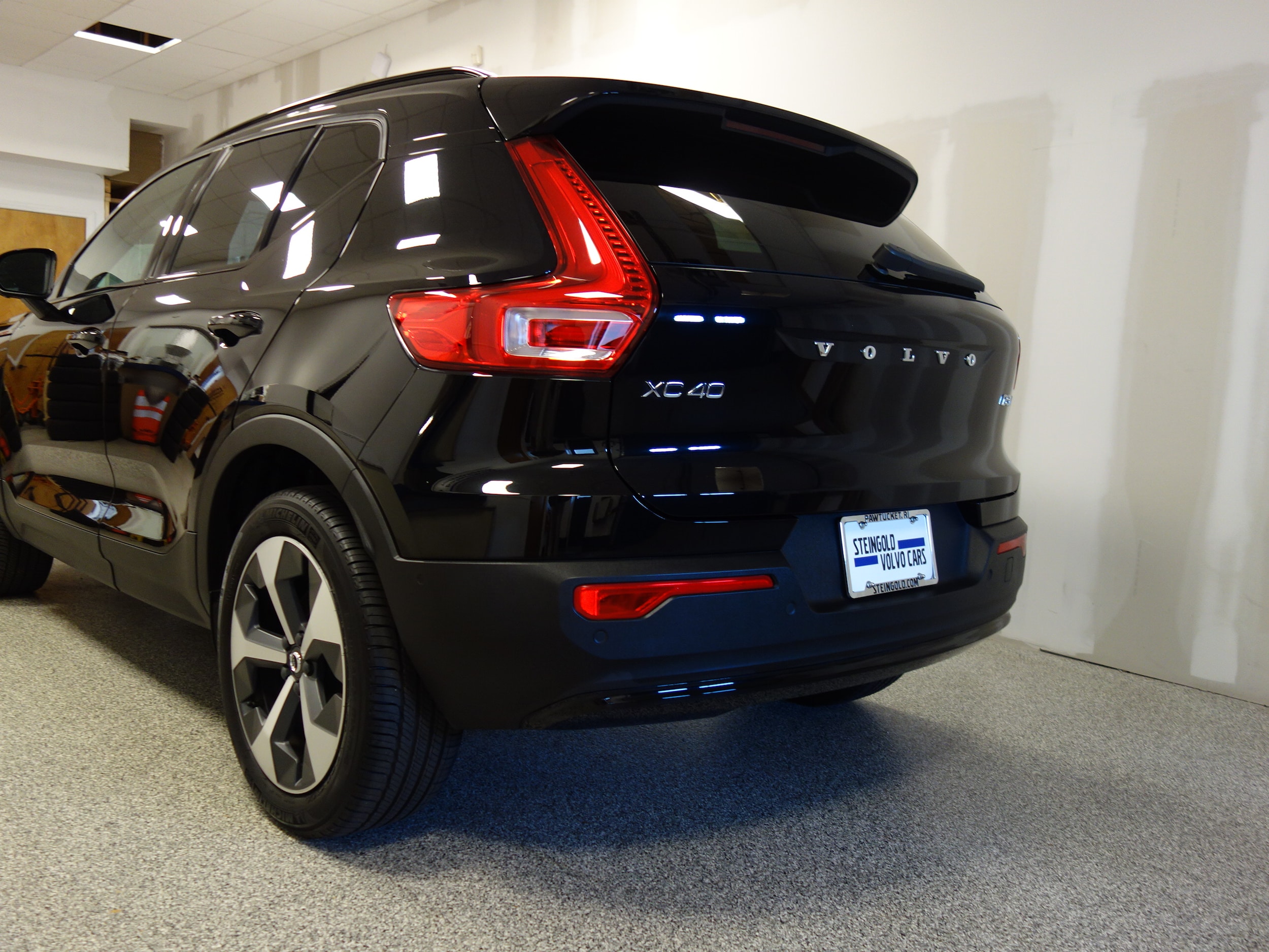 used 2024 Volvo XC40 car, priced at $38,900