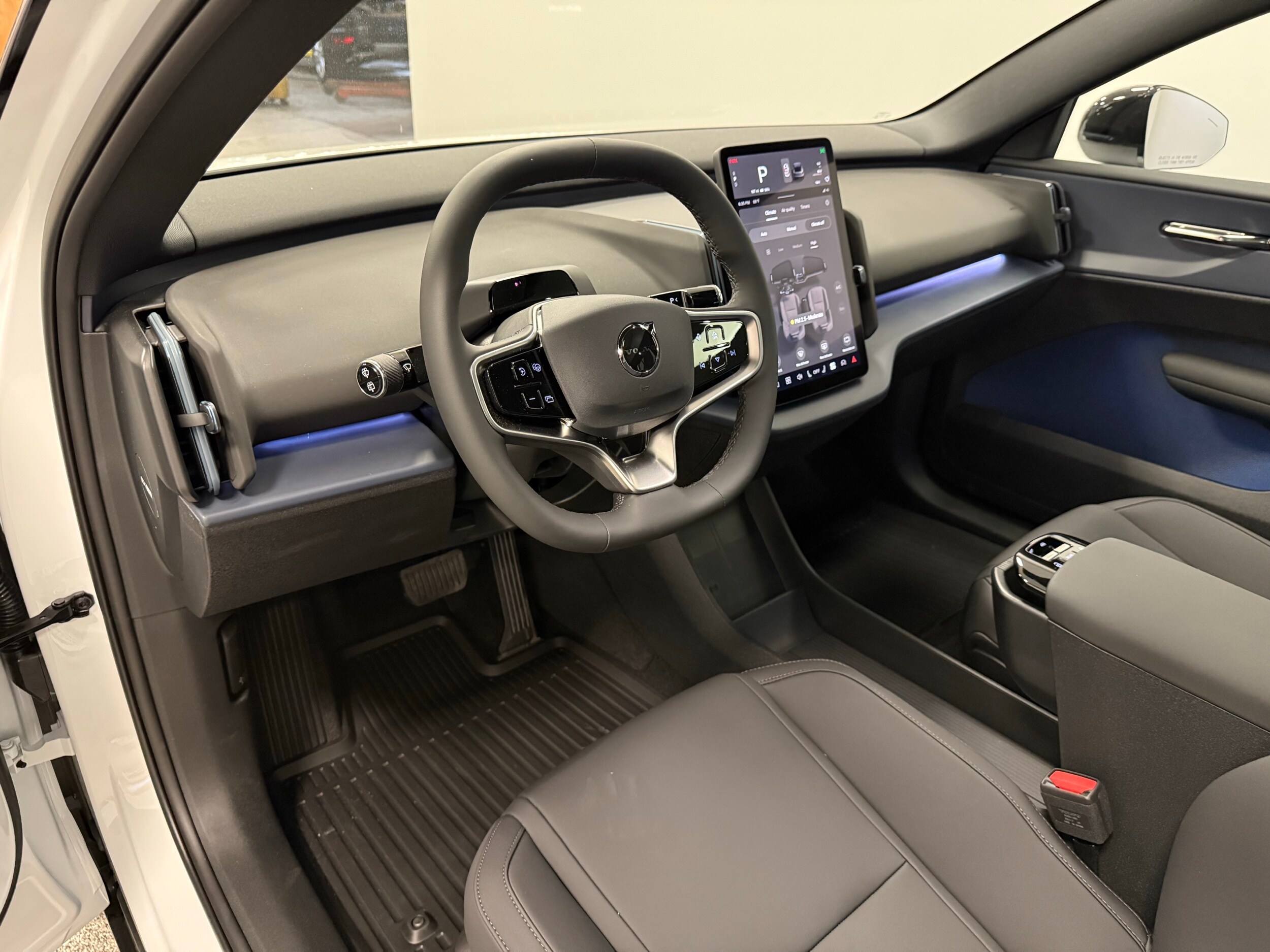 new 2025 Volvo EX30 car, priced at $47,625