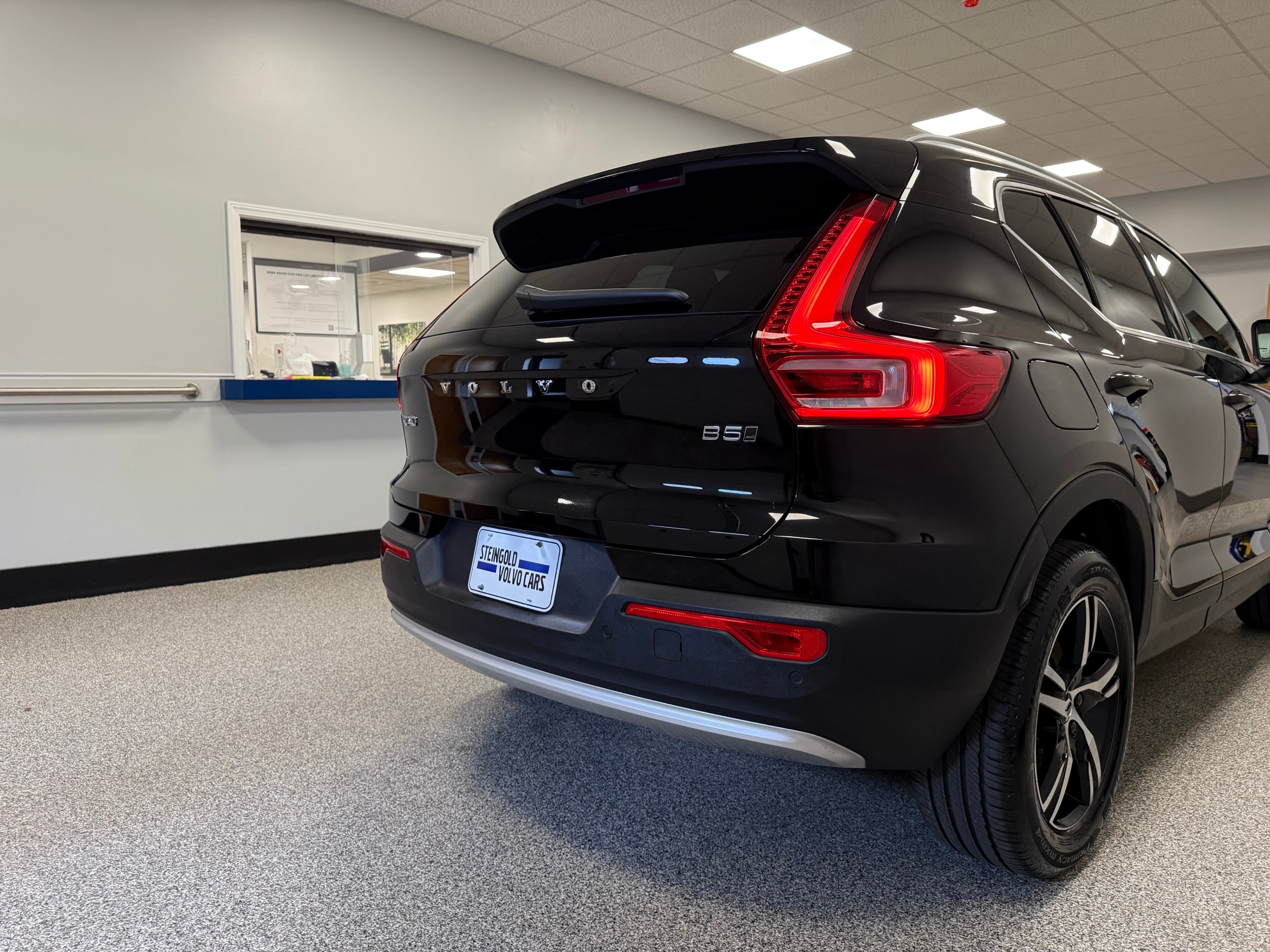 used 2025 Volvo XC40 car, priced at $39,500