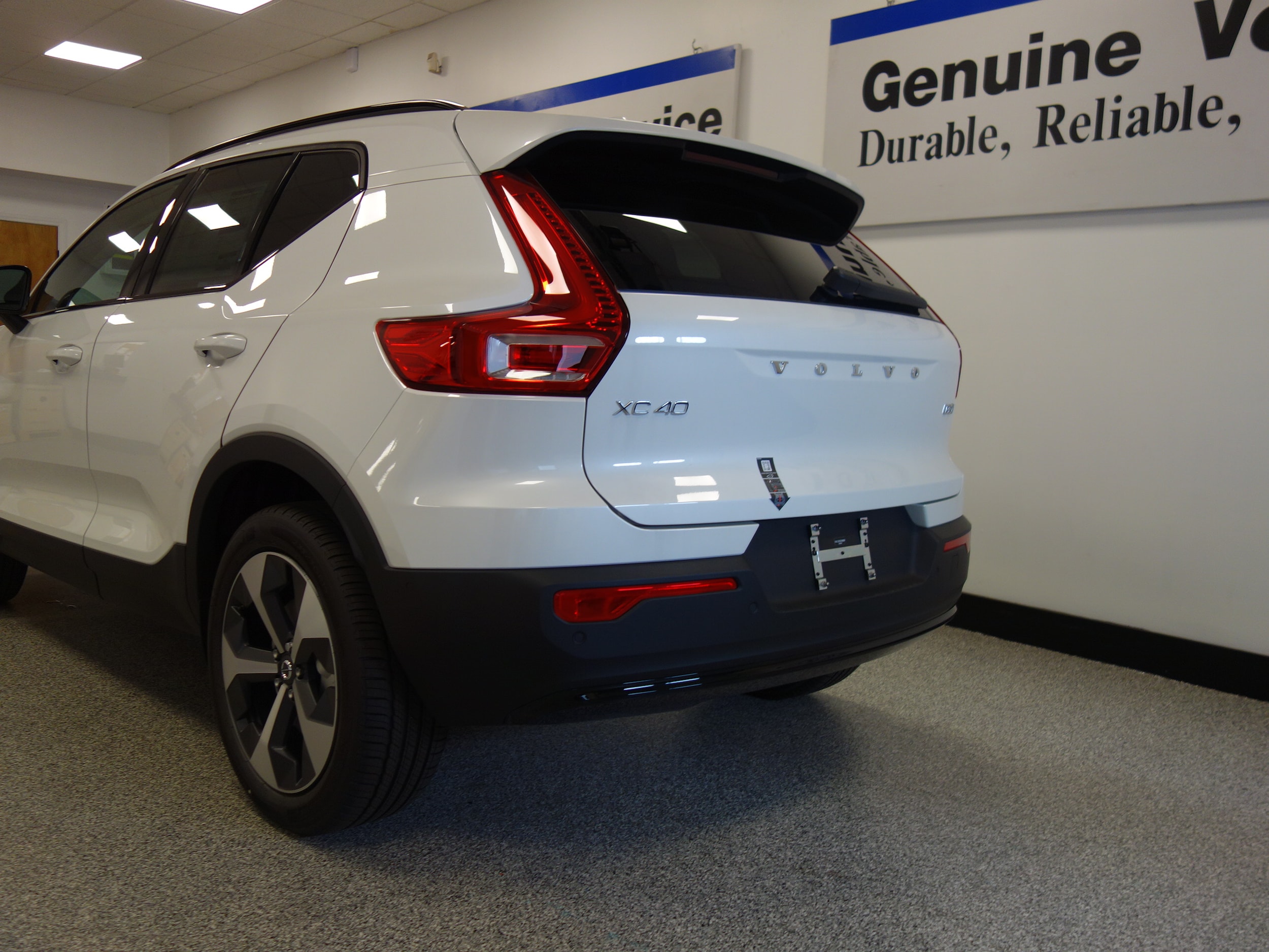 new 2025 Volvo XC40 car, priced at $48,315