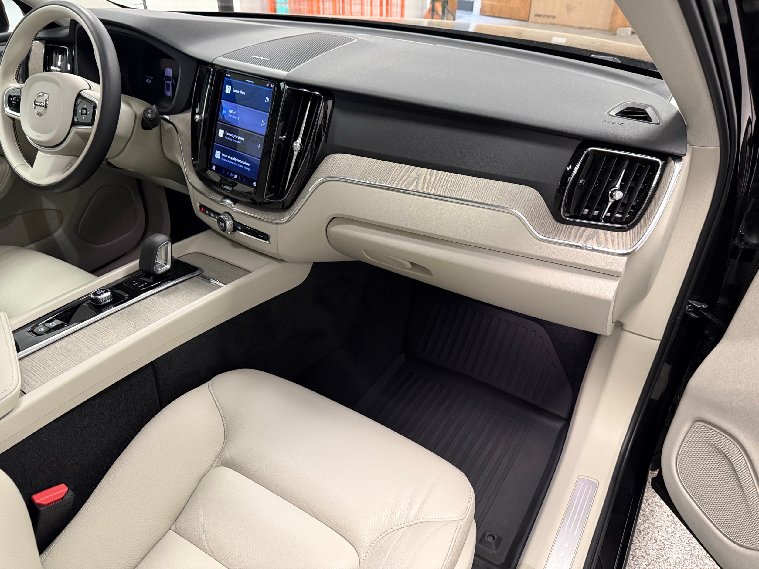 used 2023 Volvo XC60 car, priced at $43,500
