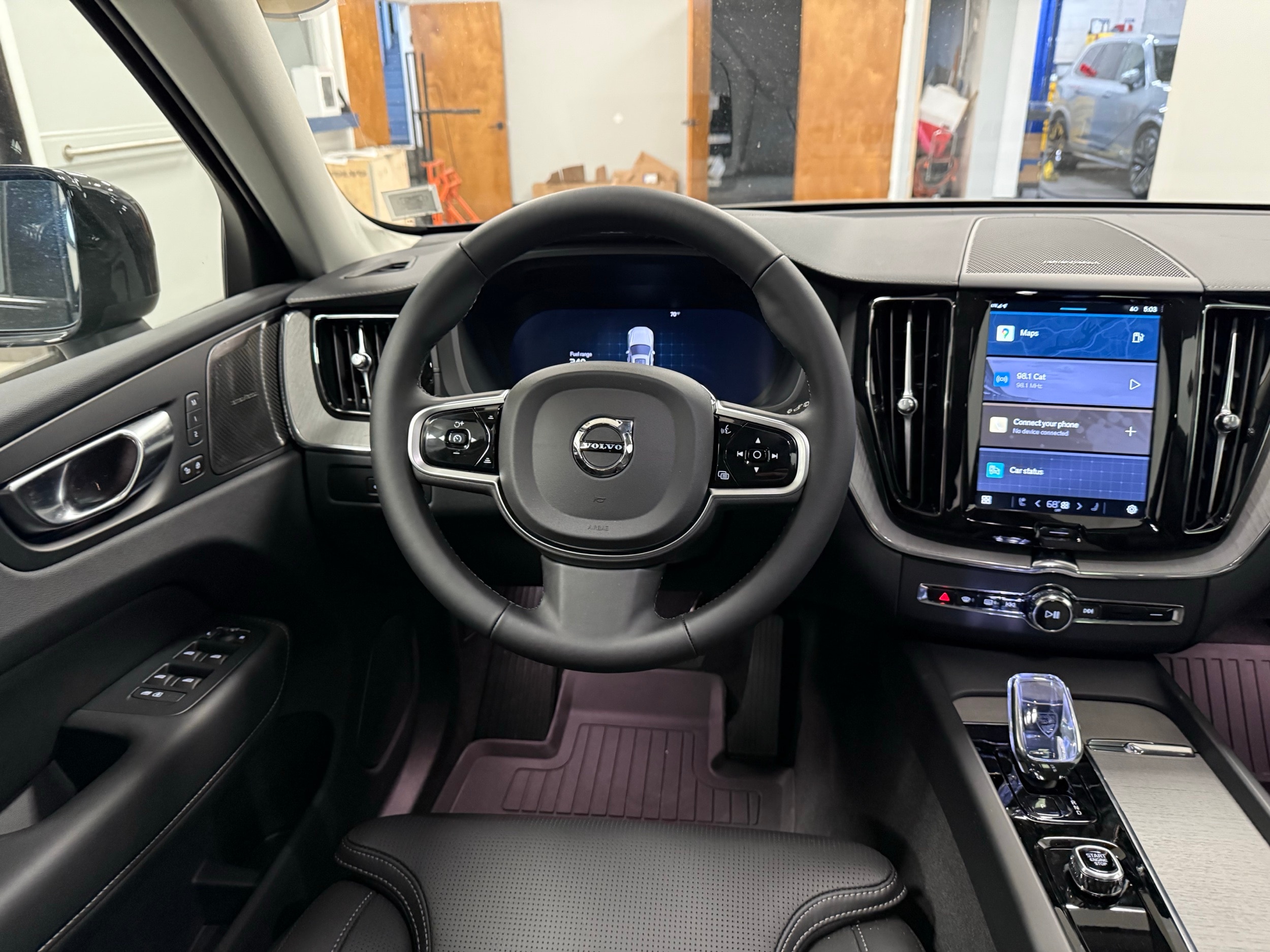 new 2025 Volvo XC60 car, priced at $61,005