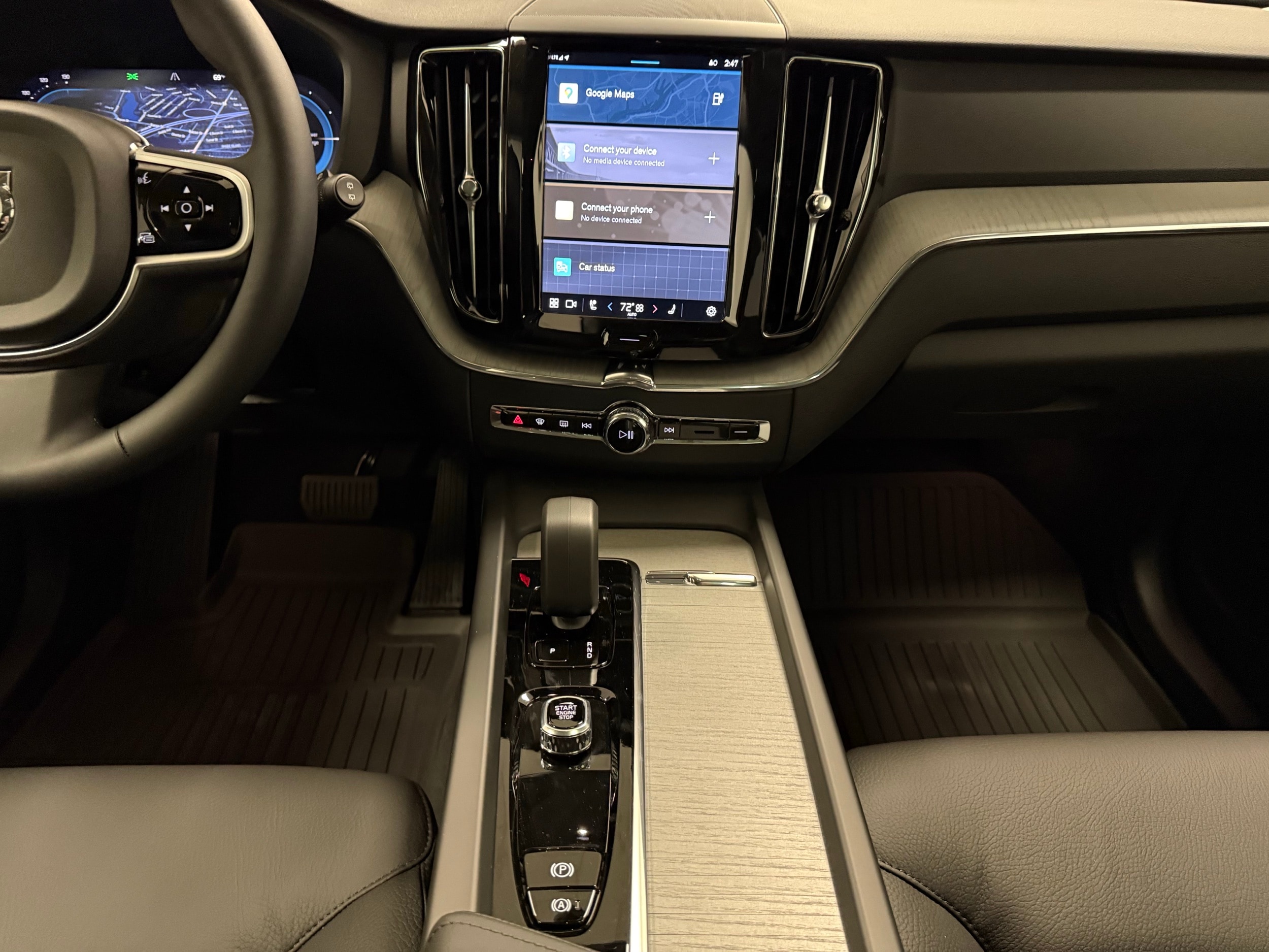 new 2025 Volvo XC60 plug-in hybrid car, priced at $66,260
