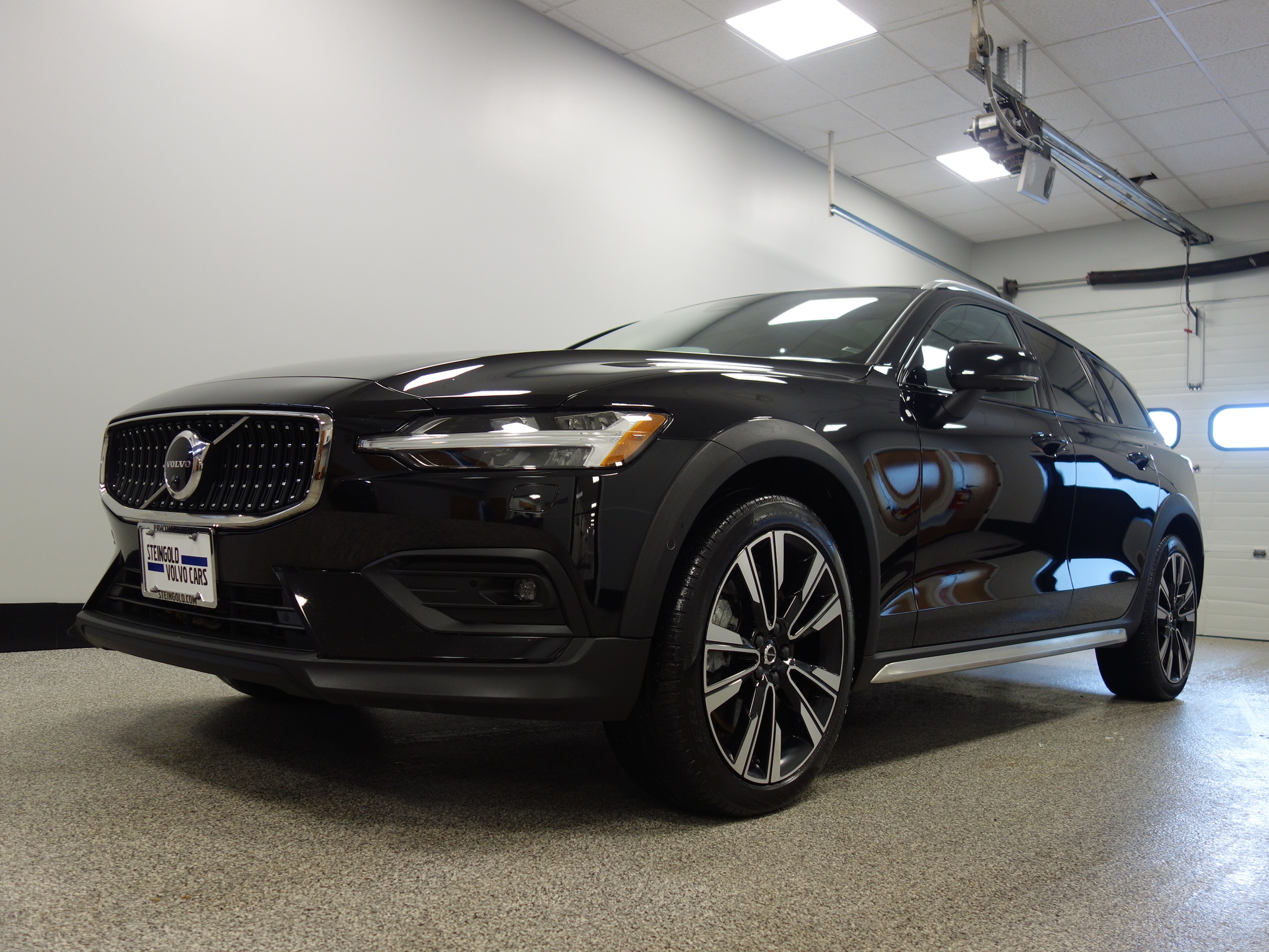 used 2023 Volvo V60 Cross Country car, priced at $44,500