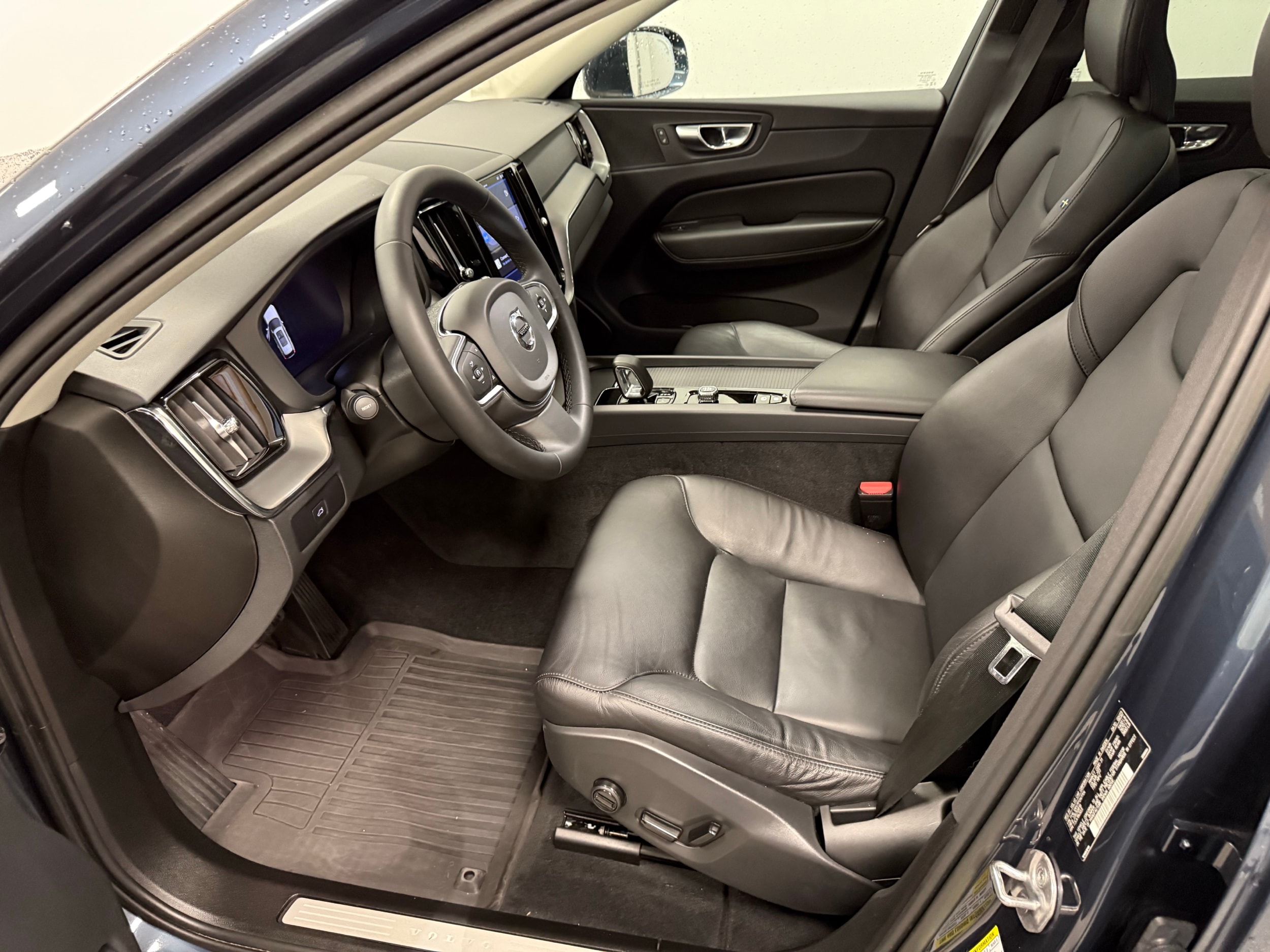 used 2023 Volvo XC60 car, priced at $42,500