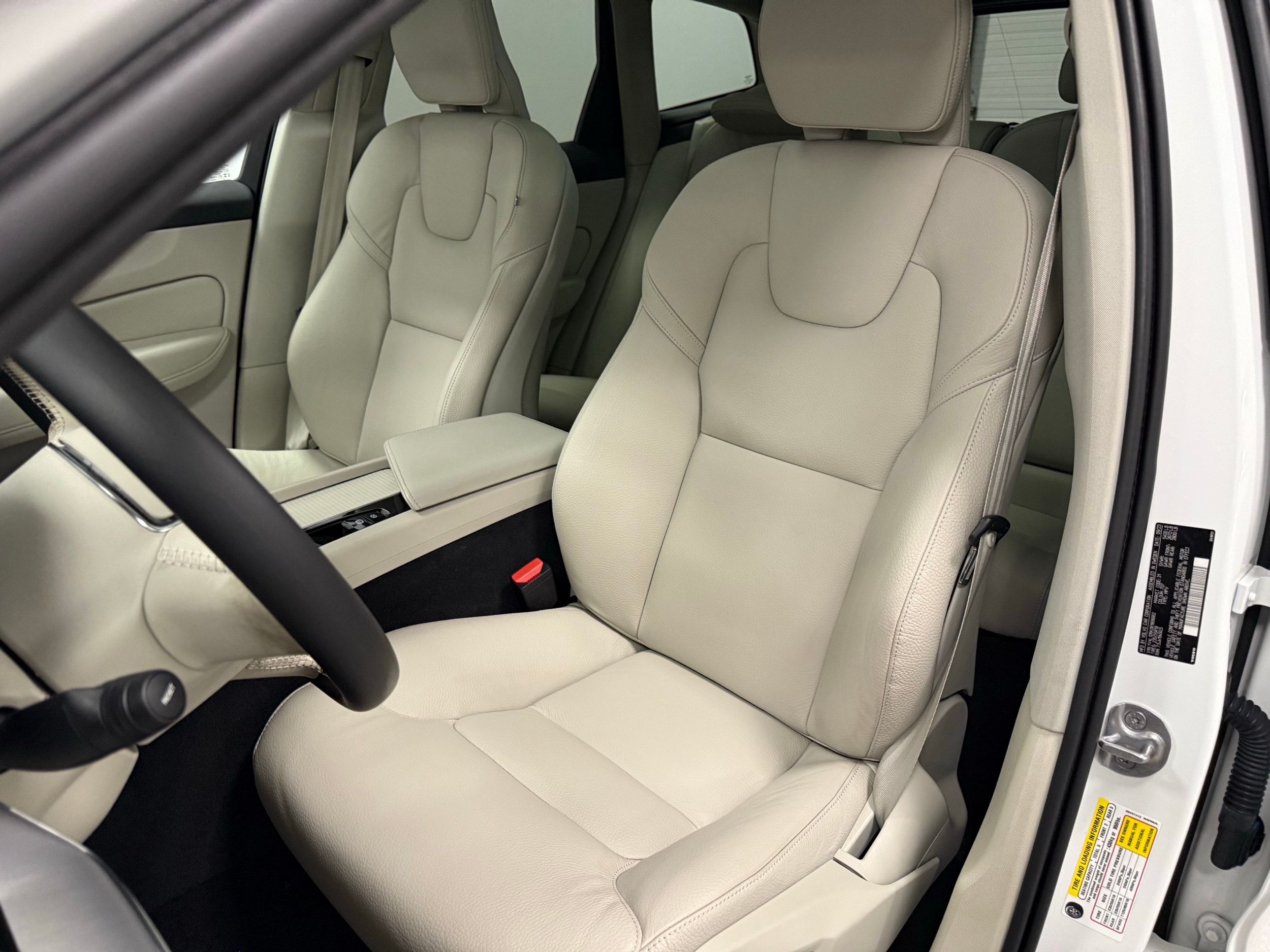 used 2024 Volvo XC60 car, priced at $43,500