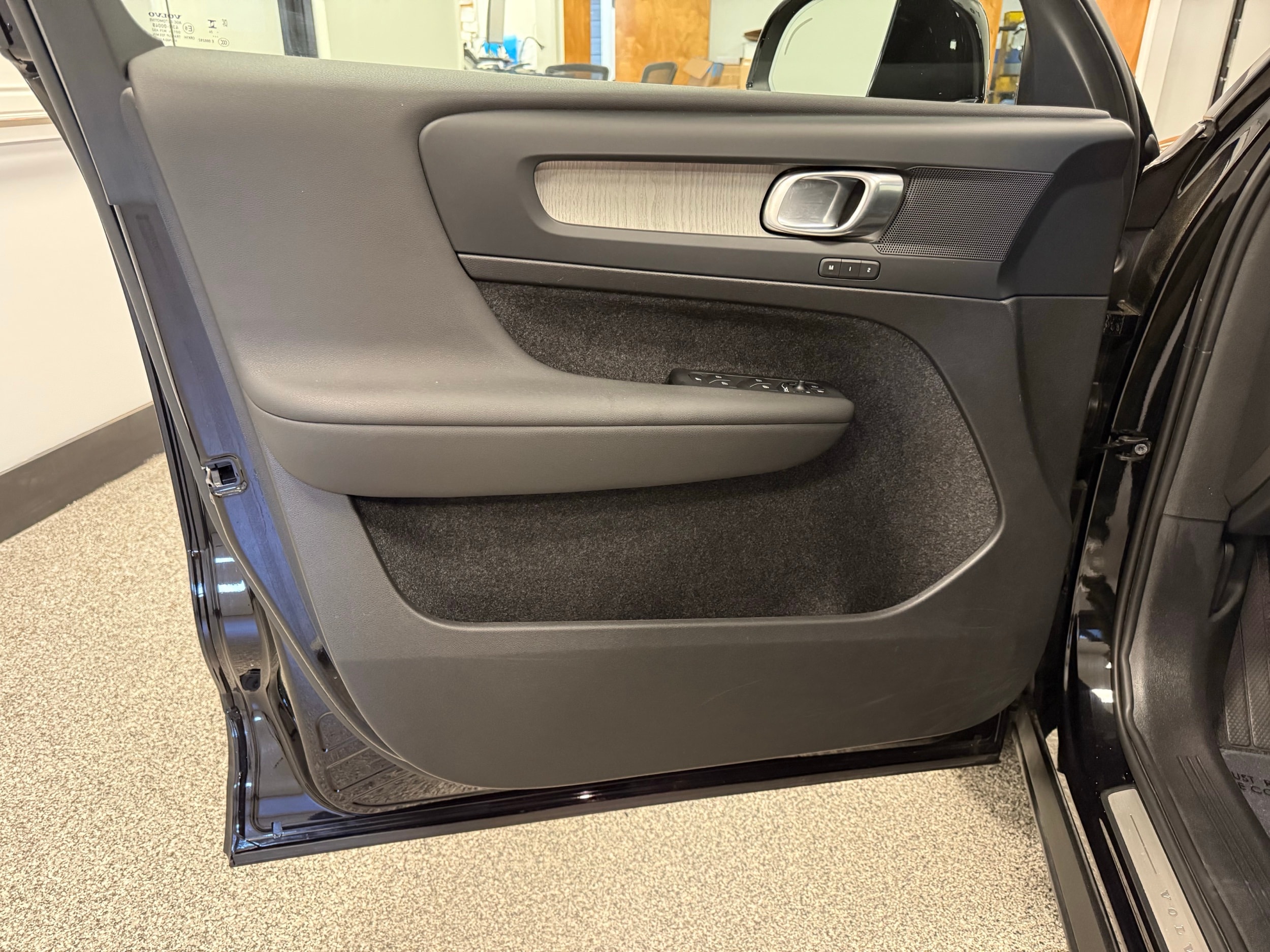 used 2025 Volvo XC40 car, priced at $40,100