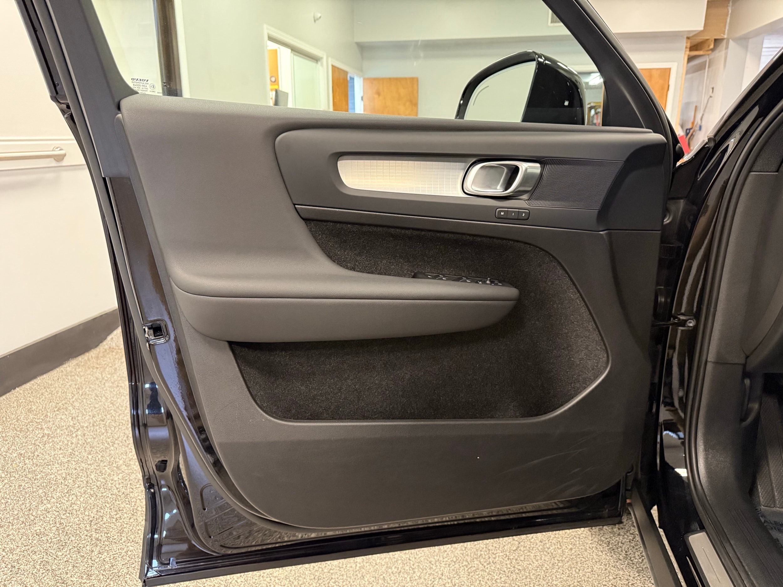 used 2025 Volvo XC40 car, priced at $39,500
