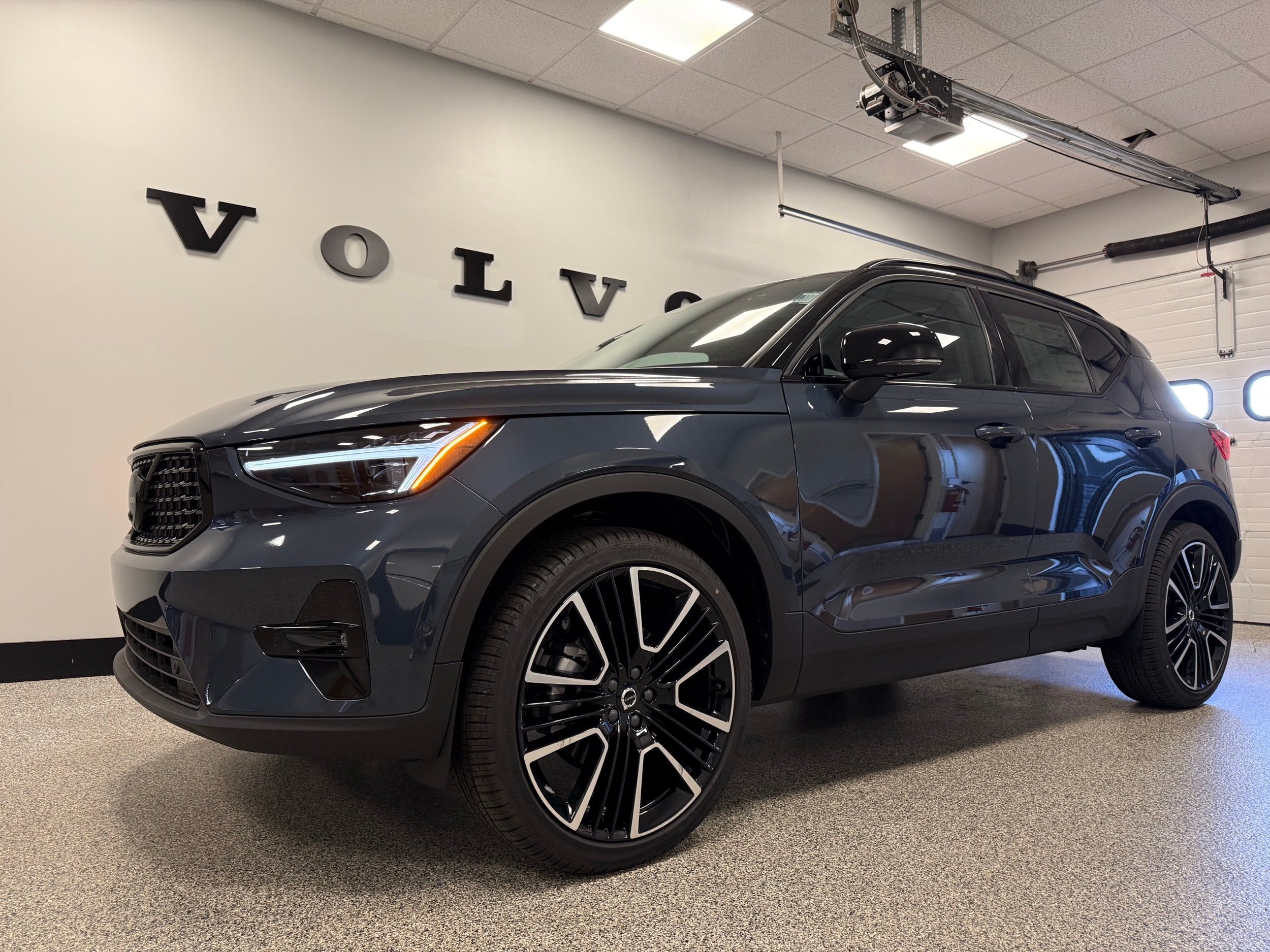 new 2026 Volvo XC40 car, priced at $58,795