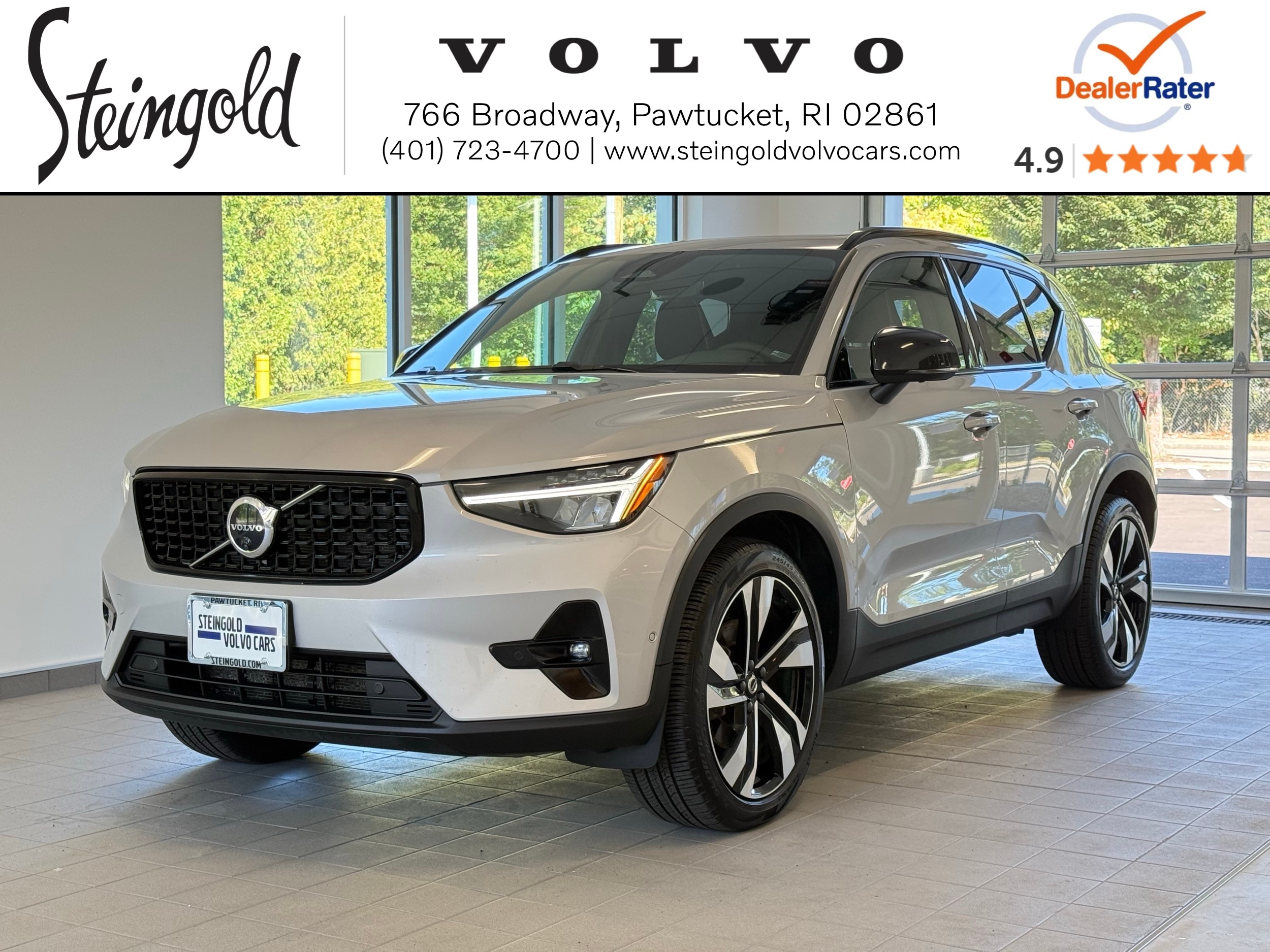 used 2023 Volvo XC40 car, priced at $30,100