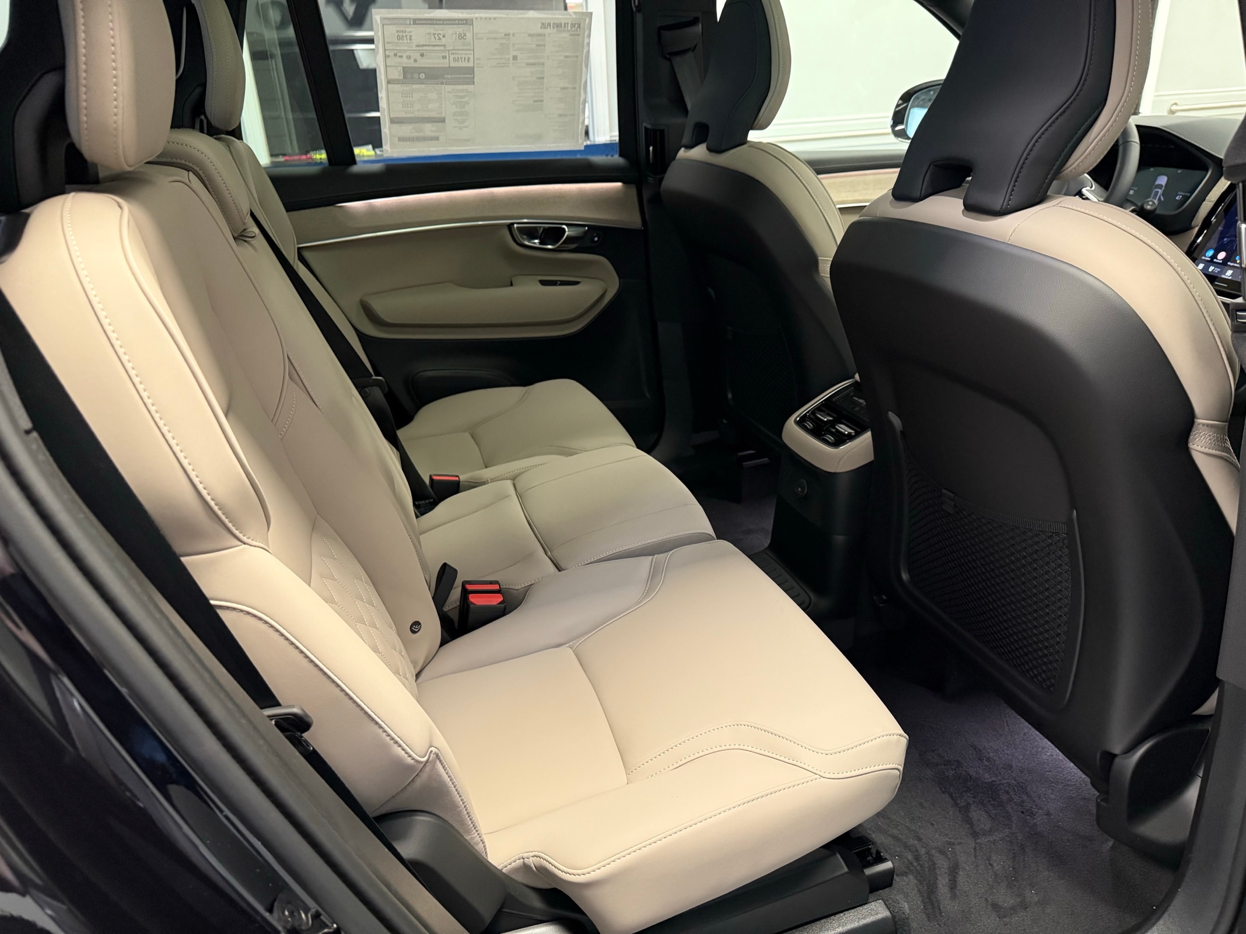 new 2025 Volvo XC90 plug-in hybrid car, priced at $77,895