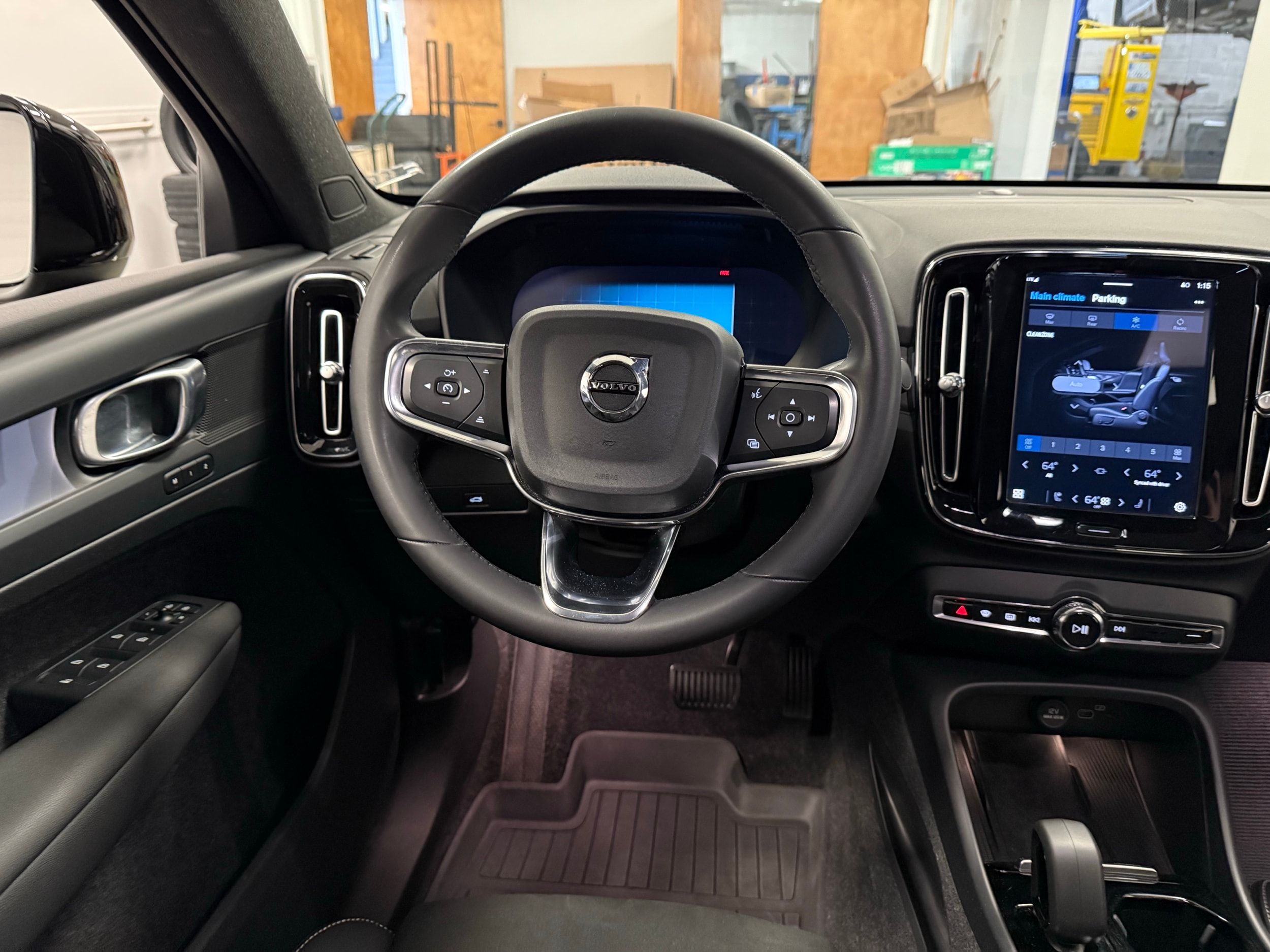 used 2024 Volvo C40 Recharge Pure Electric car, priced at $39,500