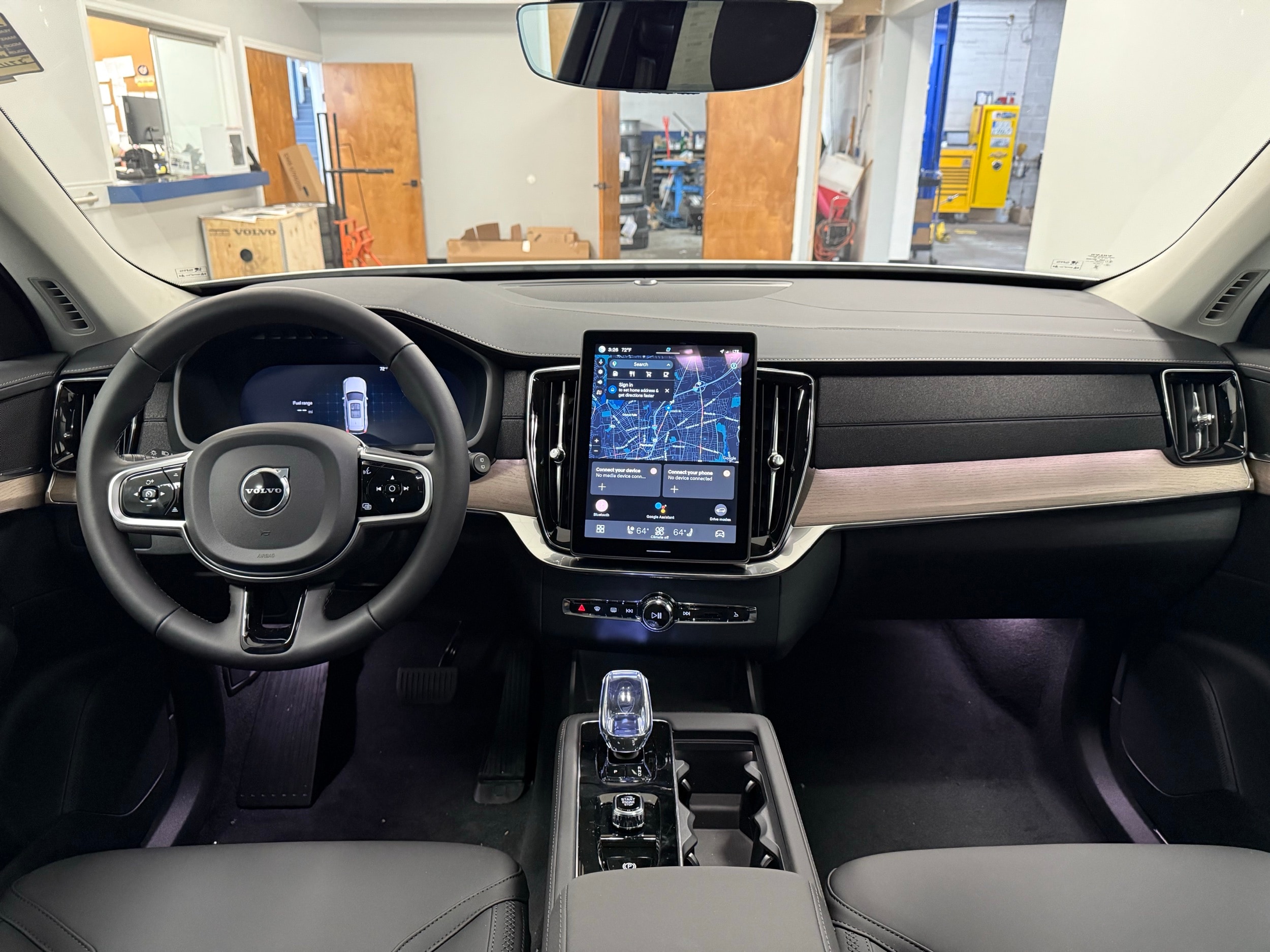 new 2025 Volvo XC90 car, priced at $61,795